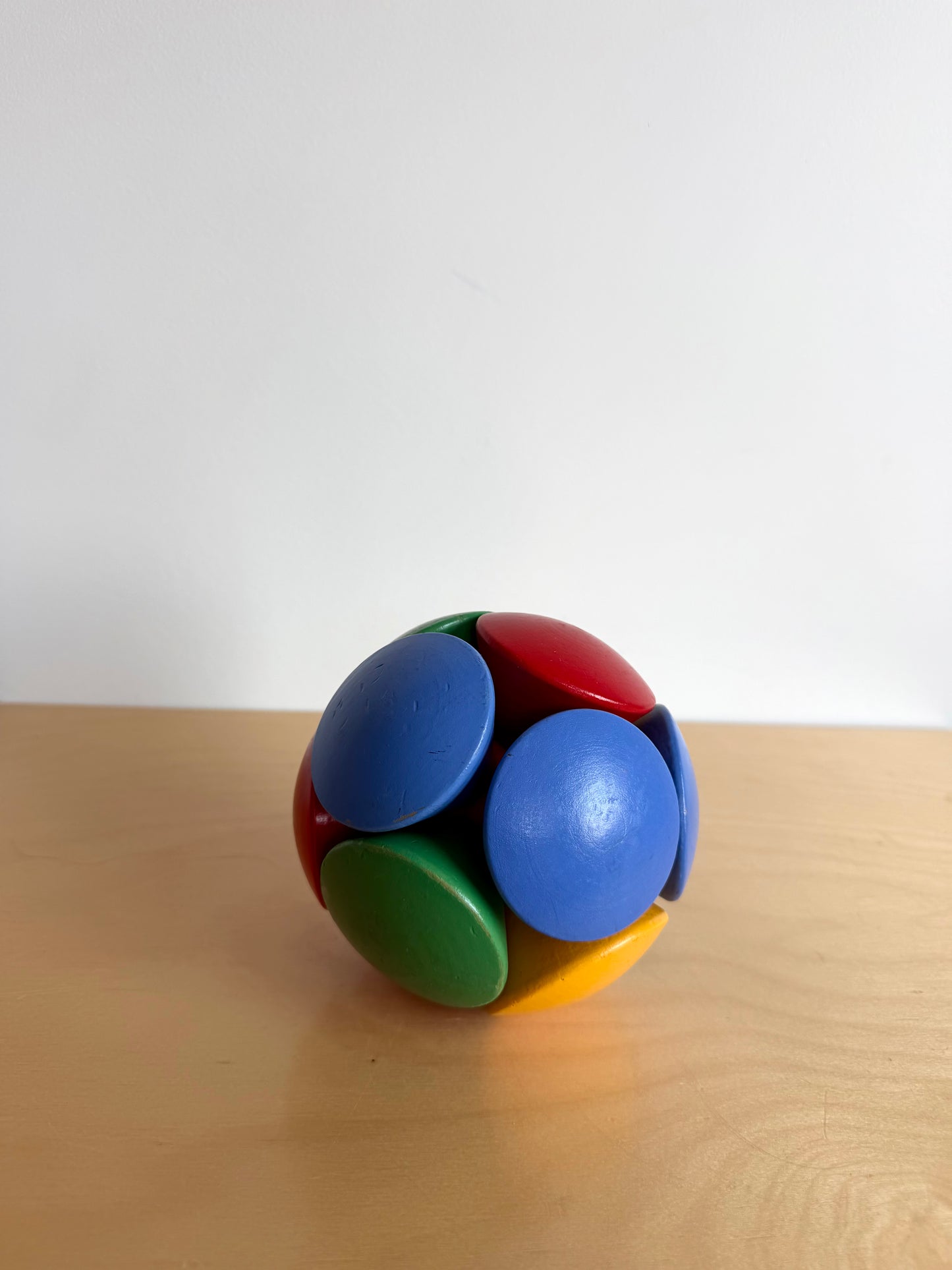 Wooden Magnetic Circle Toy (No Shipping)
