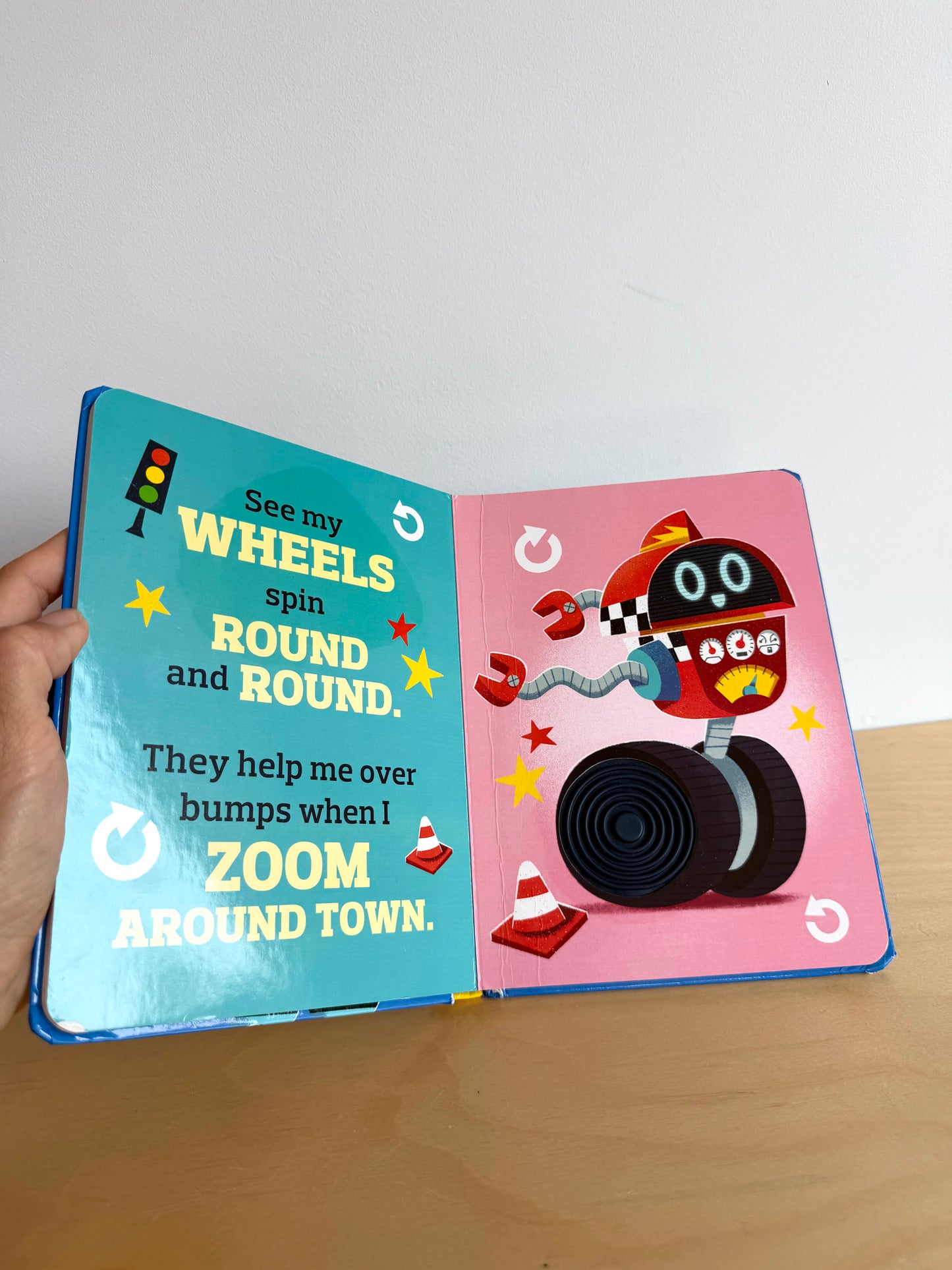 Rockin' Robots Texture Book / 0-3 years