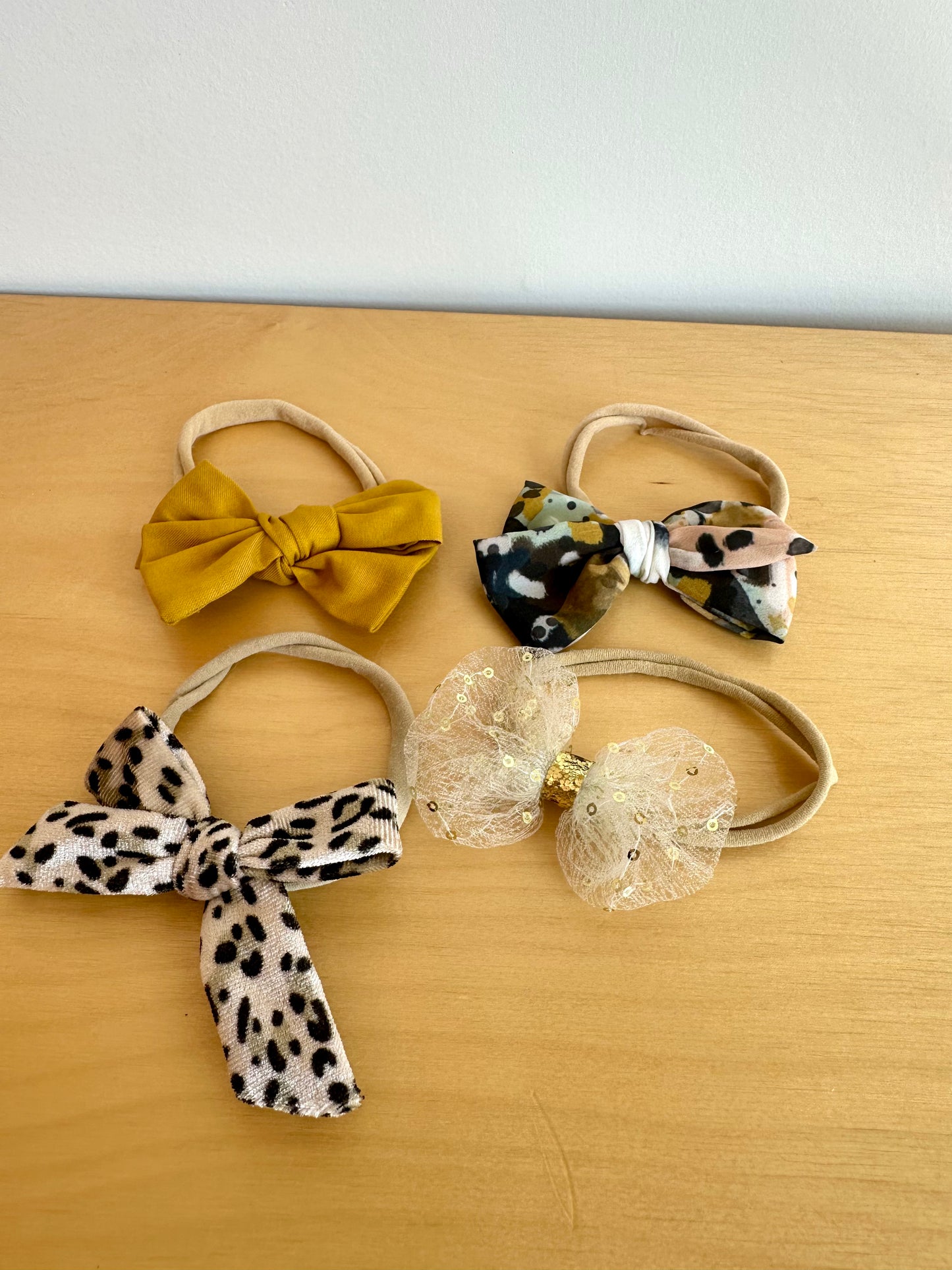 Set of 4 Nylon Headbands / 0-6m