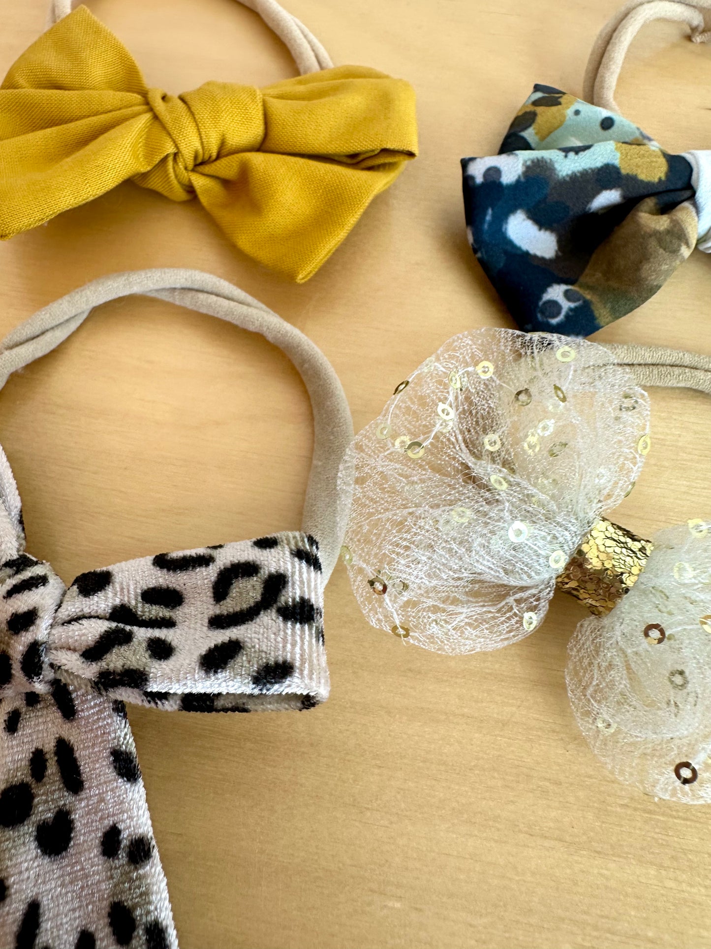 Set of 4 Nylon Headbands / 0-6m