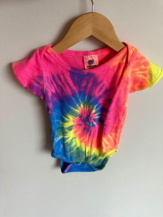 Tie Dye Short Sleeve Bodysuit / 12m