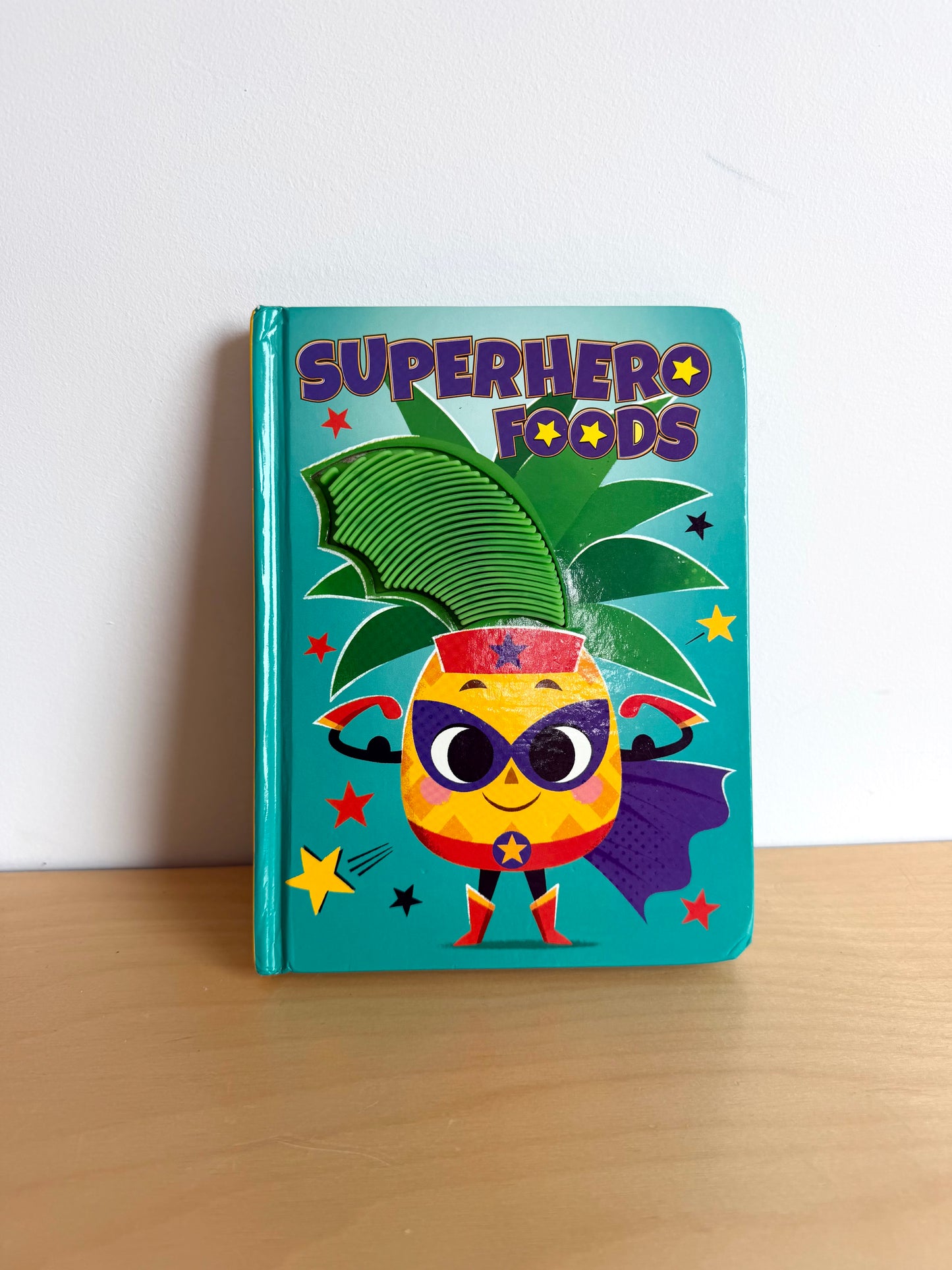 Superhero Foods Texture Book / 0-3 years