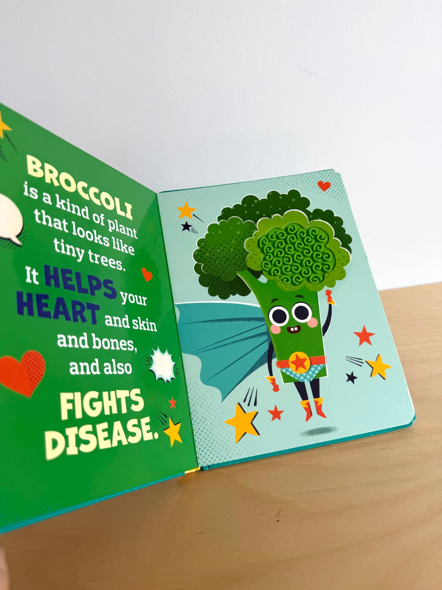 Superhero Foods Texture Book / 0-3 years