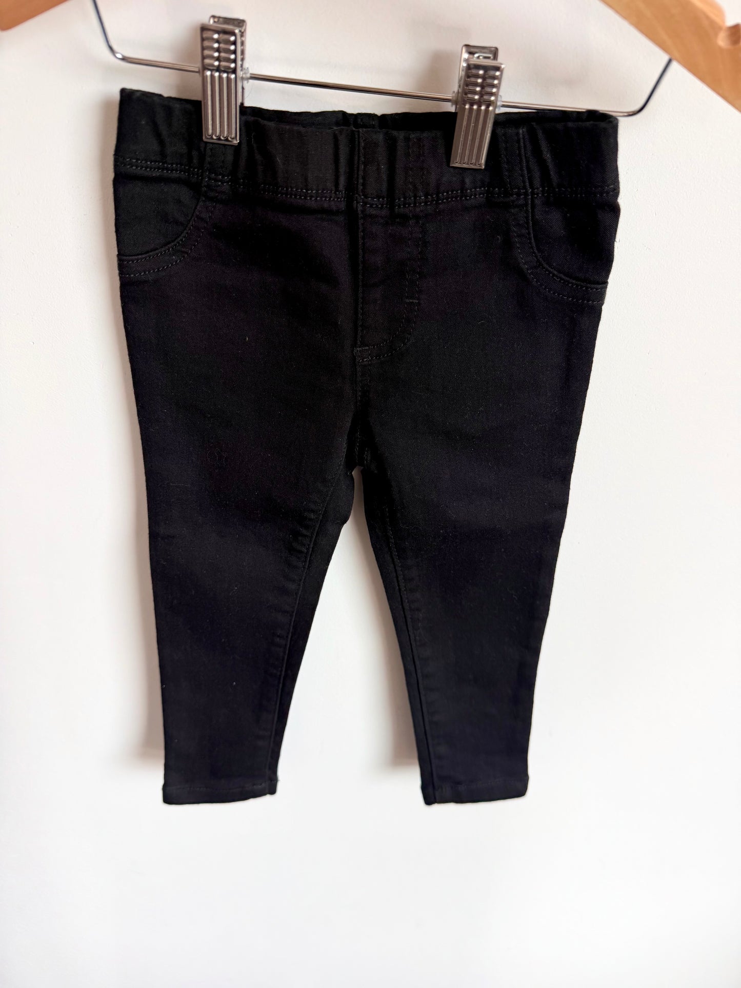 Skinny Black Pants / 2T