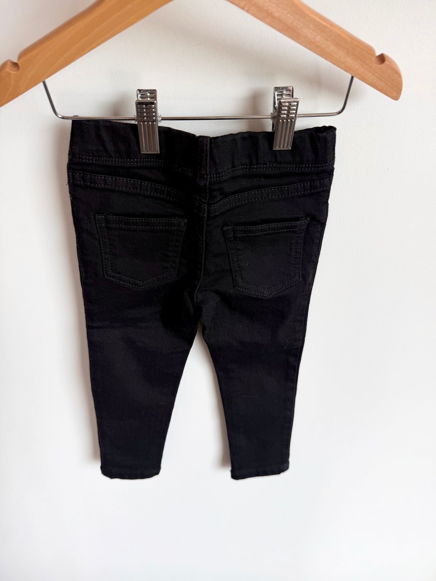 Skinny Black Pants / 2T