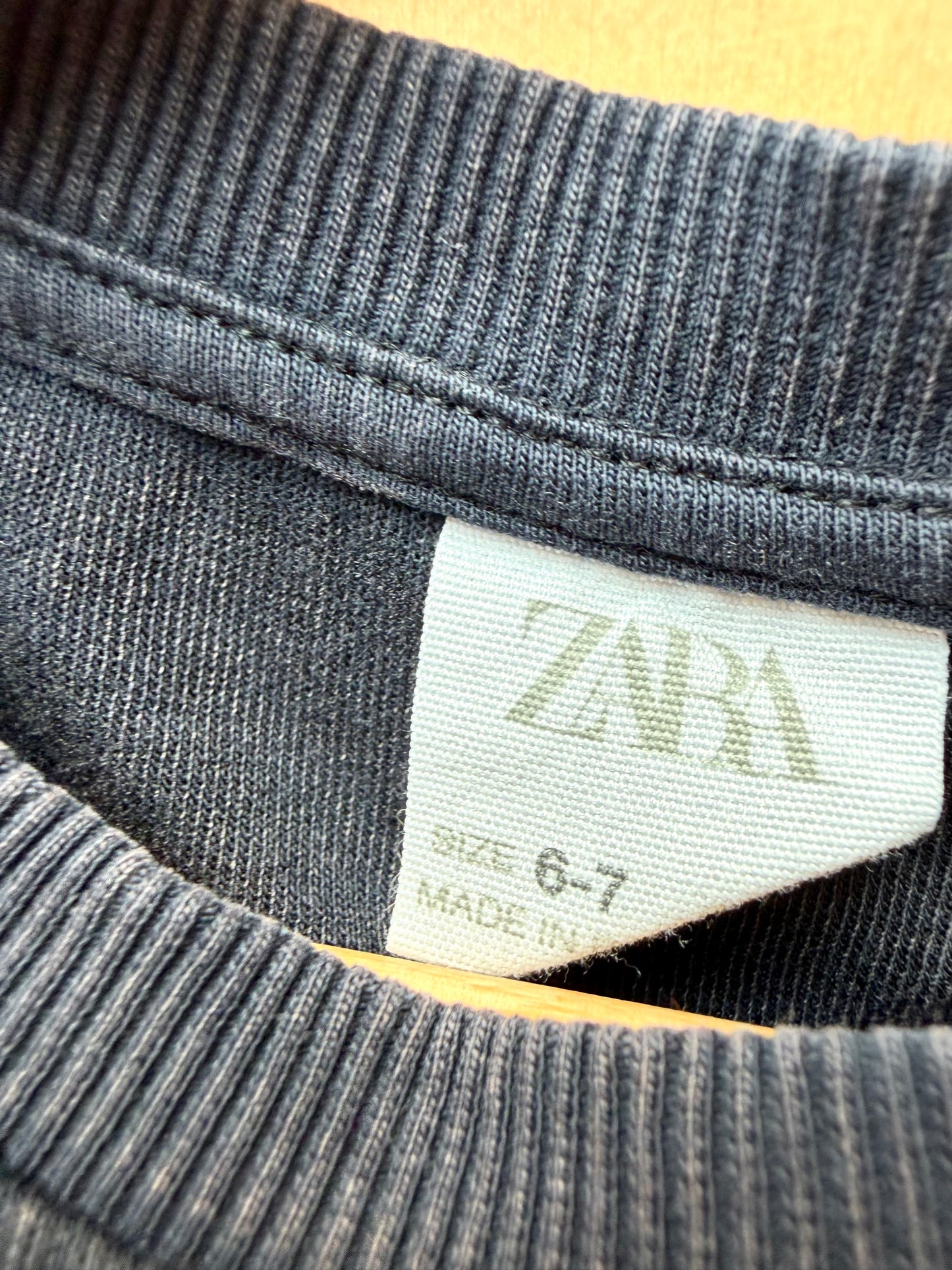 Zara Charcoal Boxy T-shirt / 6-7 years