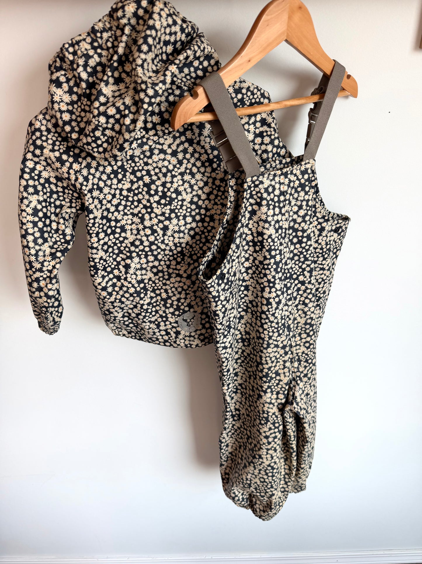 Wheat Daisy Rain Jacket + Pants Set / 3T