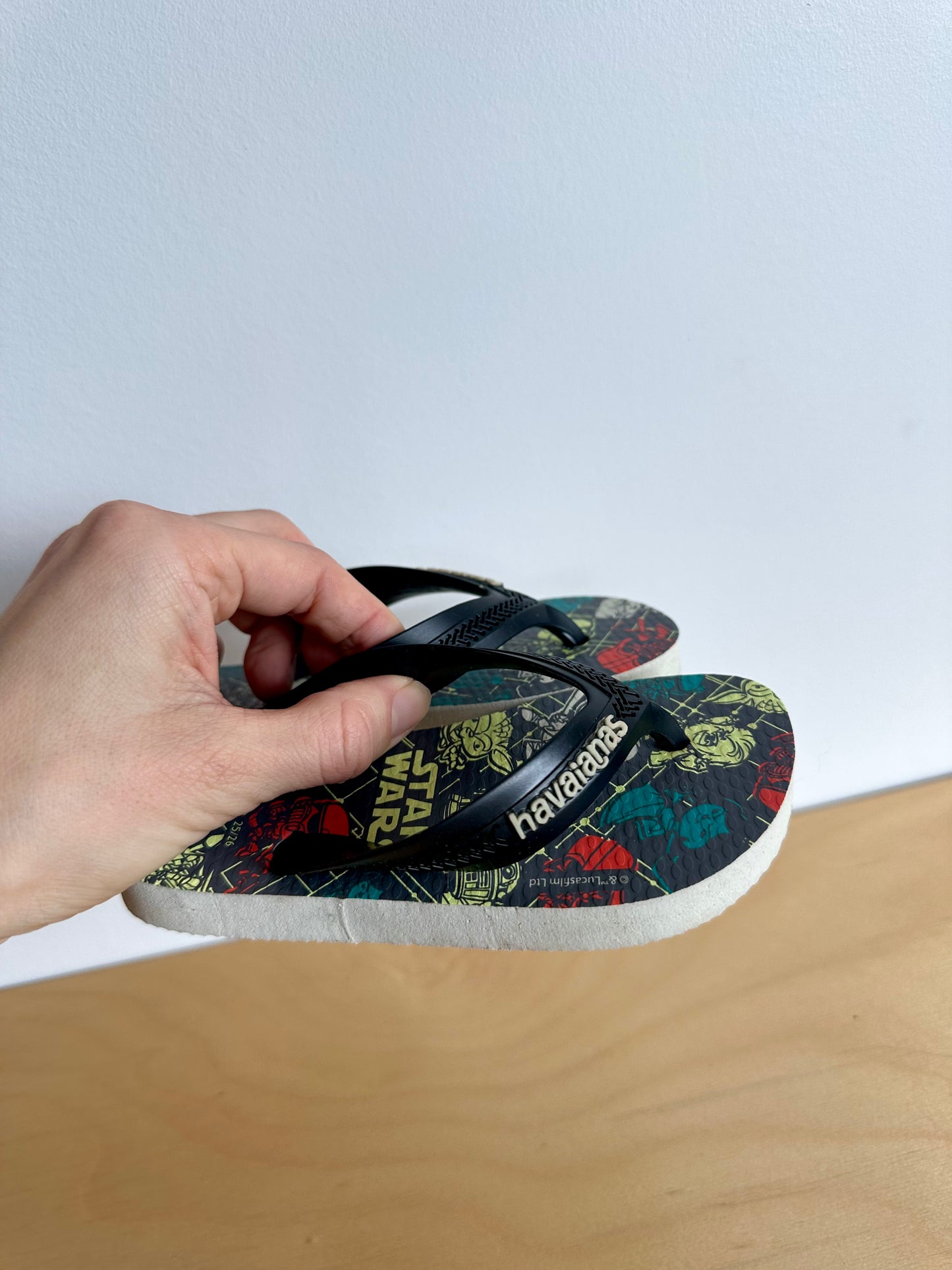 Havaianas Star Wars Sandals / 9 Toddler