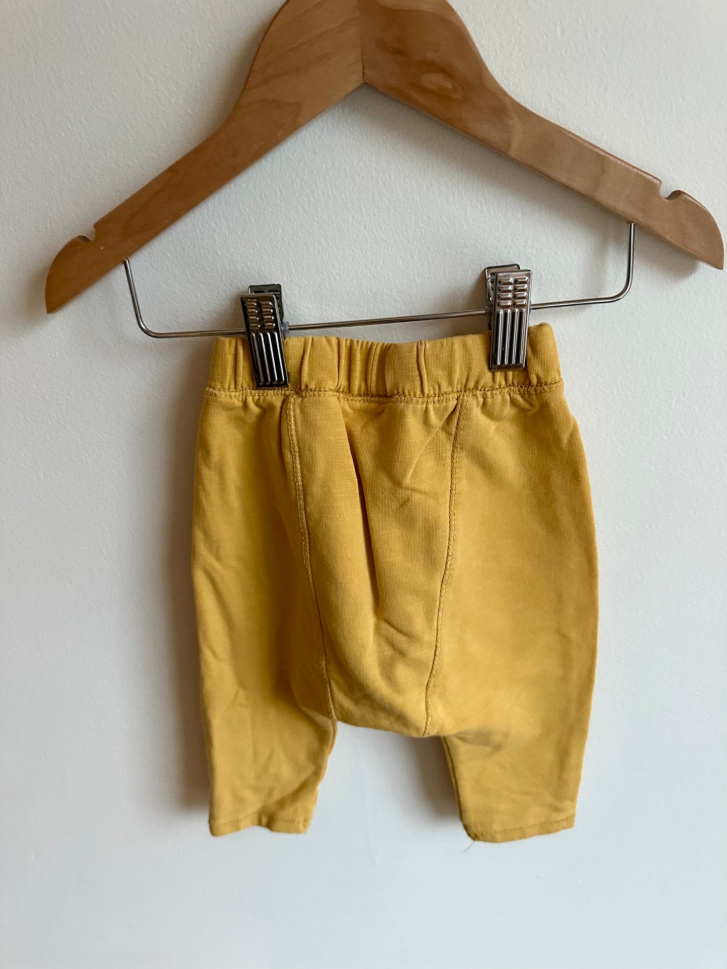 Zara Yellow Pants with Leg Symbols / 9-12m