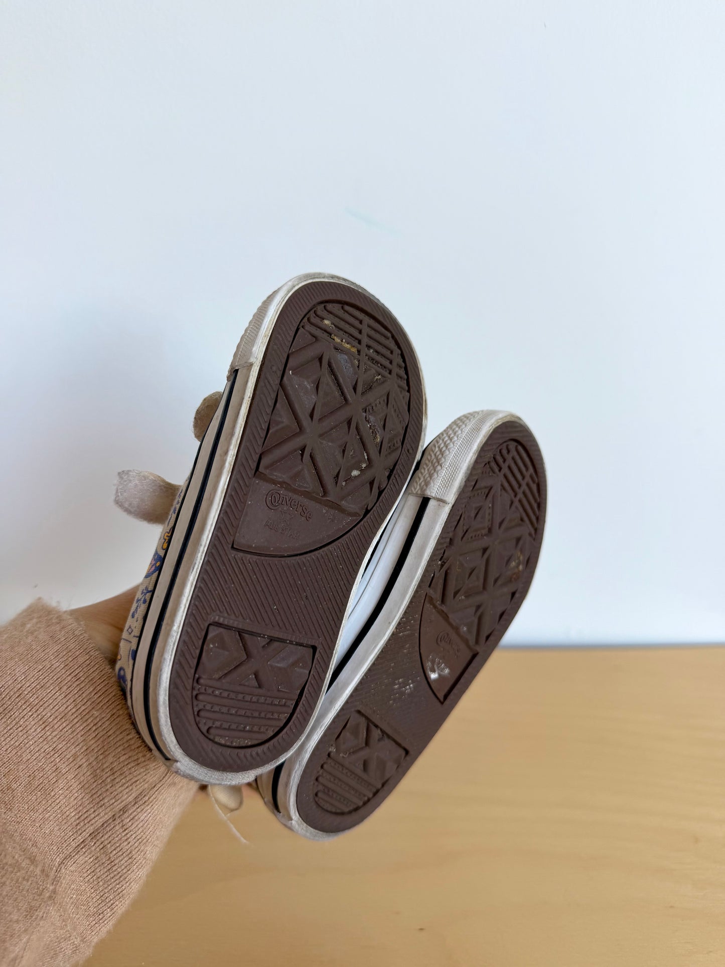 Converse Floral Butterfly Velcro Shoes / Size 5 Toddler