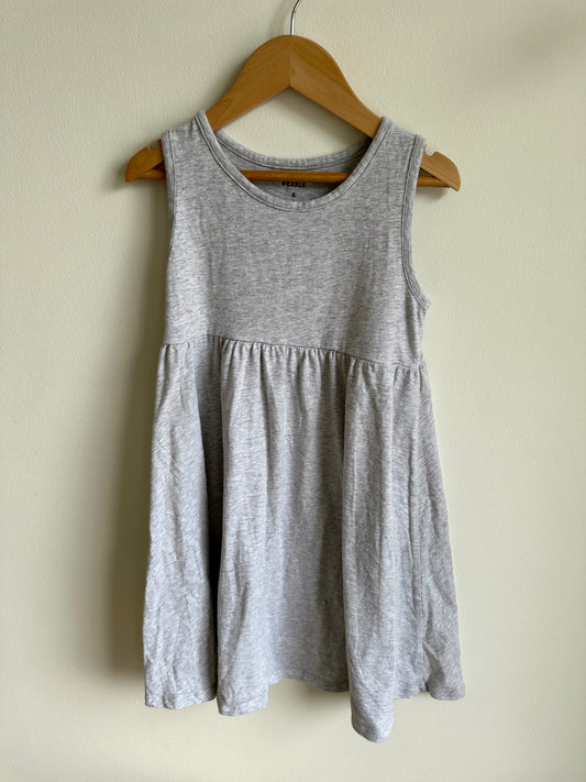 Grey Simple Dress / 8 years