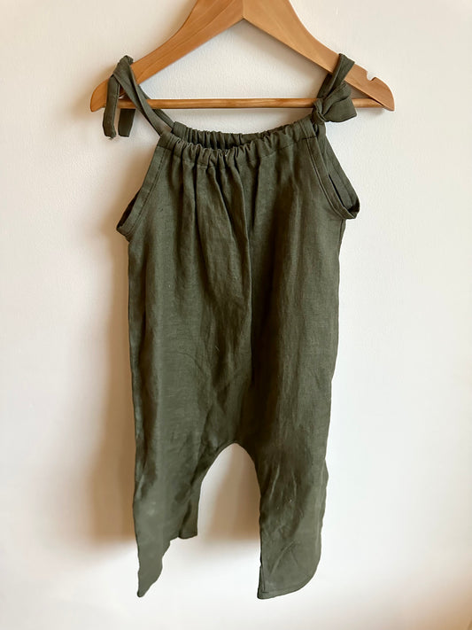 Green Jumpsuit / 2-3T?