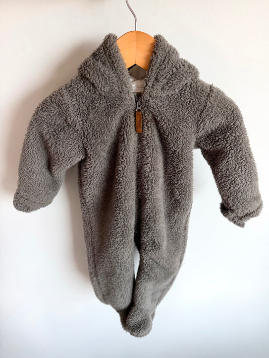 Bear Fuzzy Fold Over Hands Bunting Suit / 9m