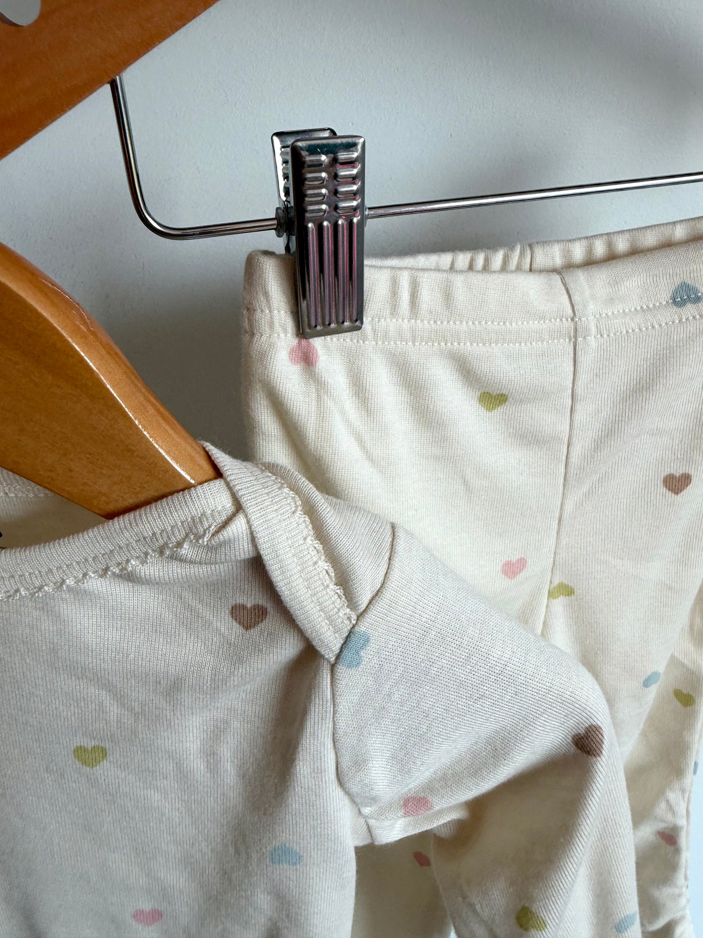 Heart Cream Soft Pj's (With tags) / 6-9m