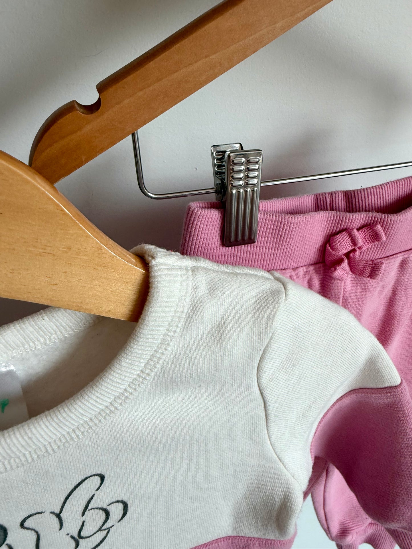Minnie Mouse Pink Sweater + Pants Set / 9m