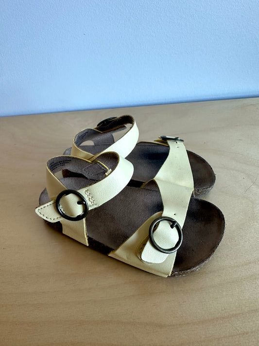 Butter Yellow Strap Sandals / Size 5 Toddler?