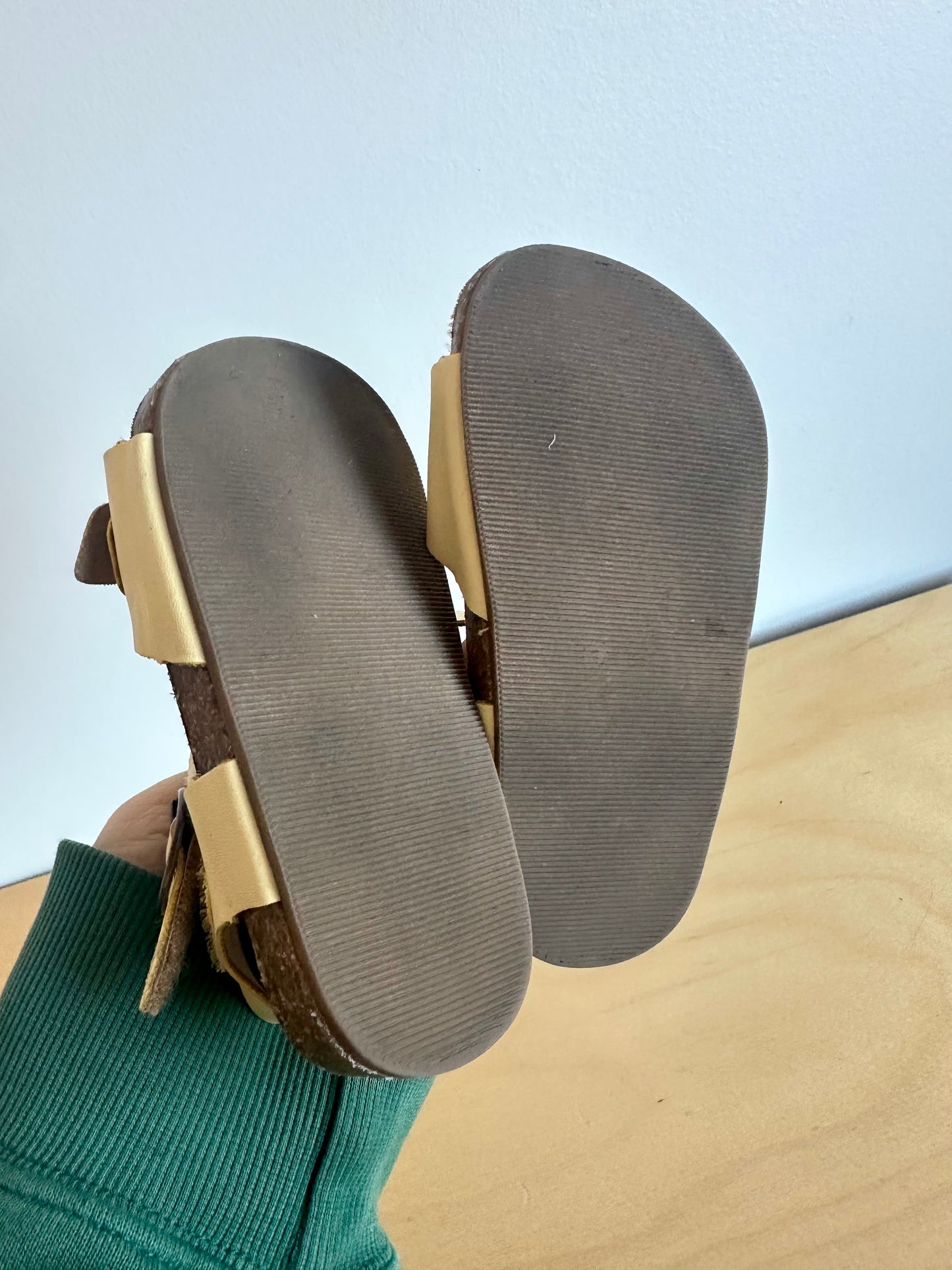 Butter Yellow Strap Sandals / Size 5 Toddler?