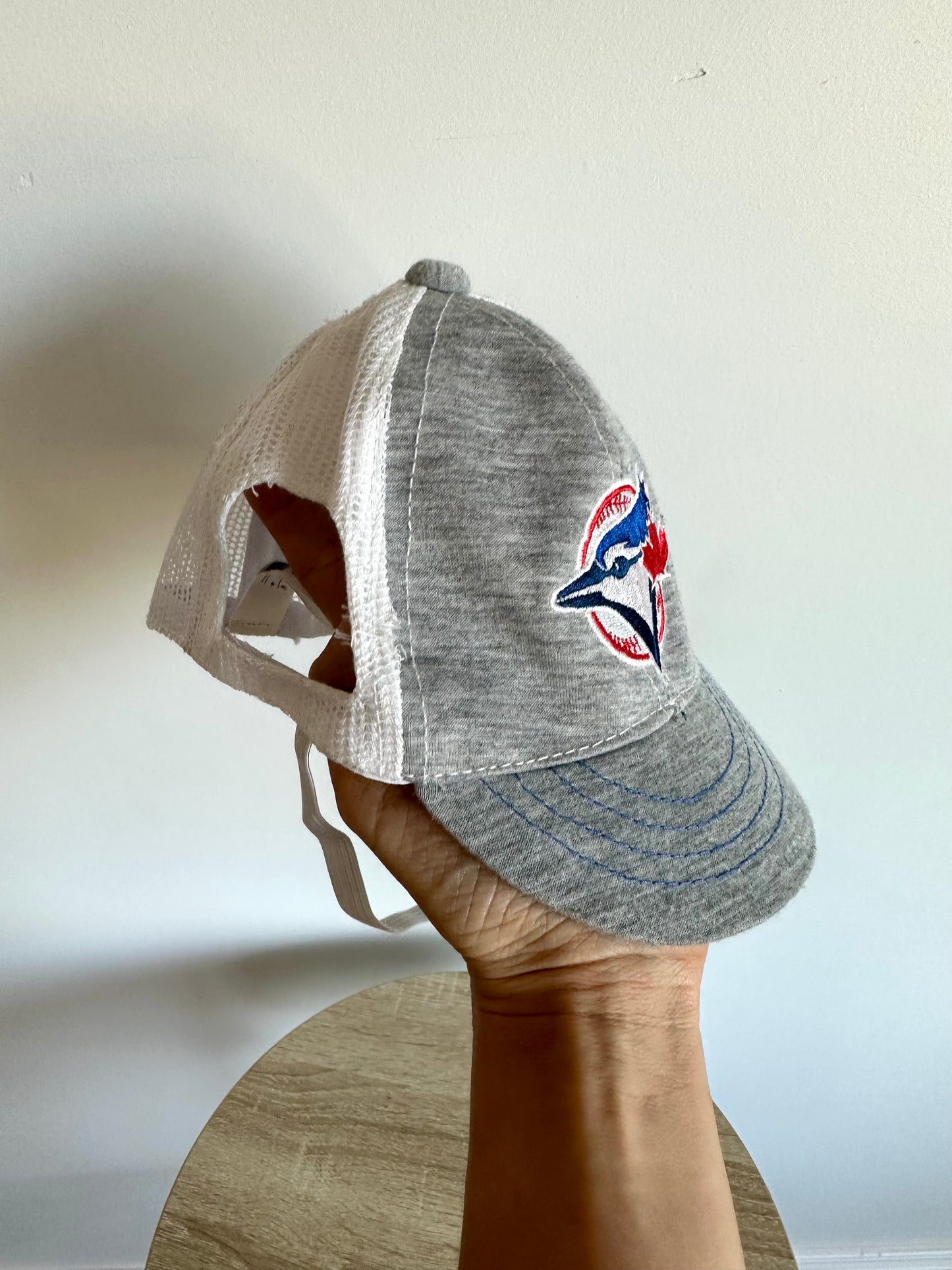 Toronto Blue Jays Hat / 6-12m?
