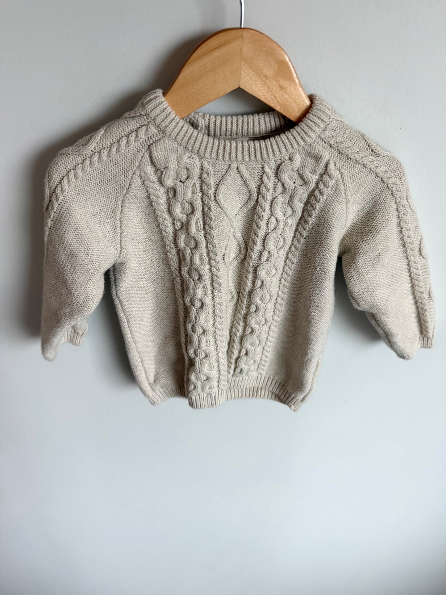 Cable Knit Pull Over Sweater / 12-18m