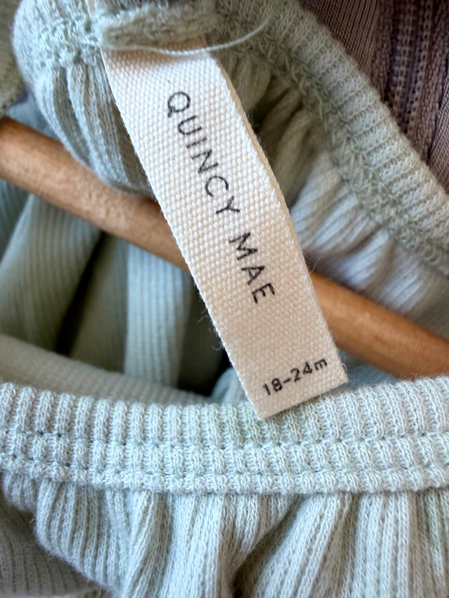 Quincy Mae Apple Bubble Romper (PLAY) / 18-24m