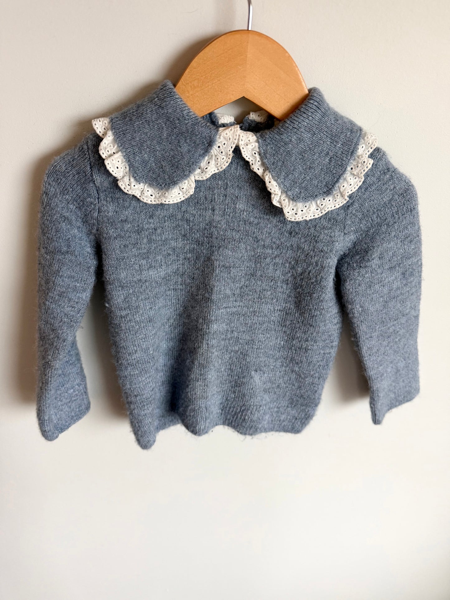 Grey Eyelet Collar Sweater / 12-18m