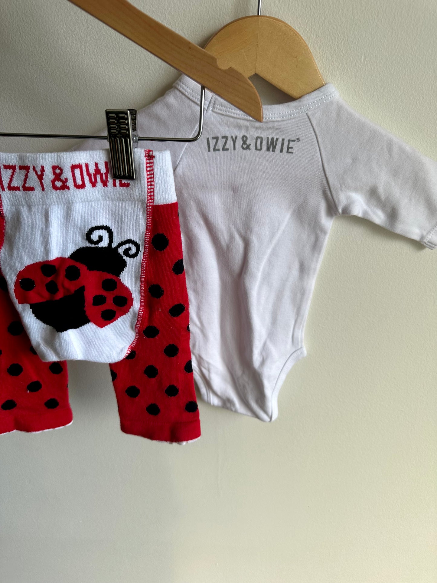 Ladybug Bodysuit + Leggings / 0-6m