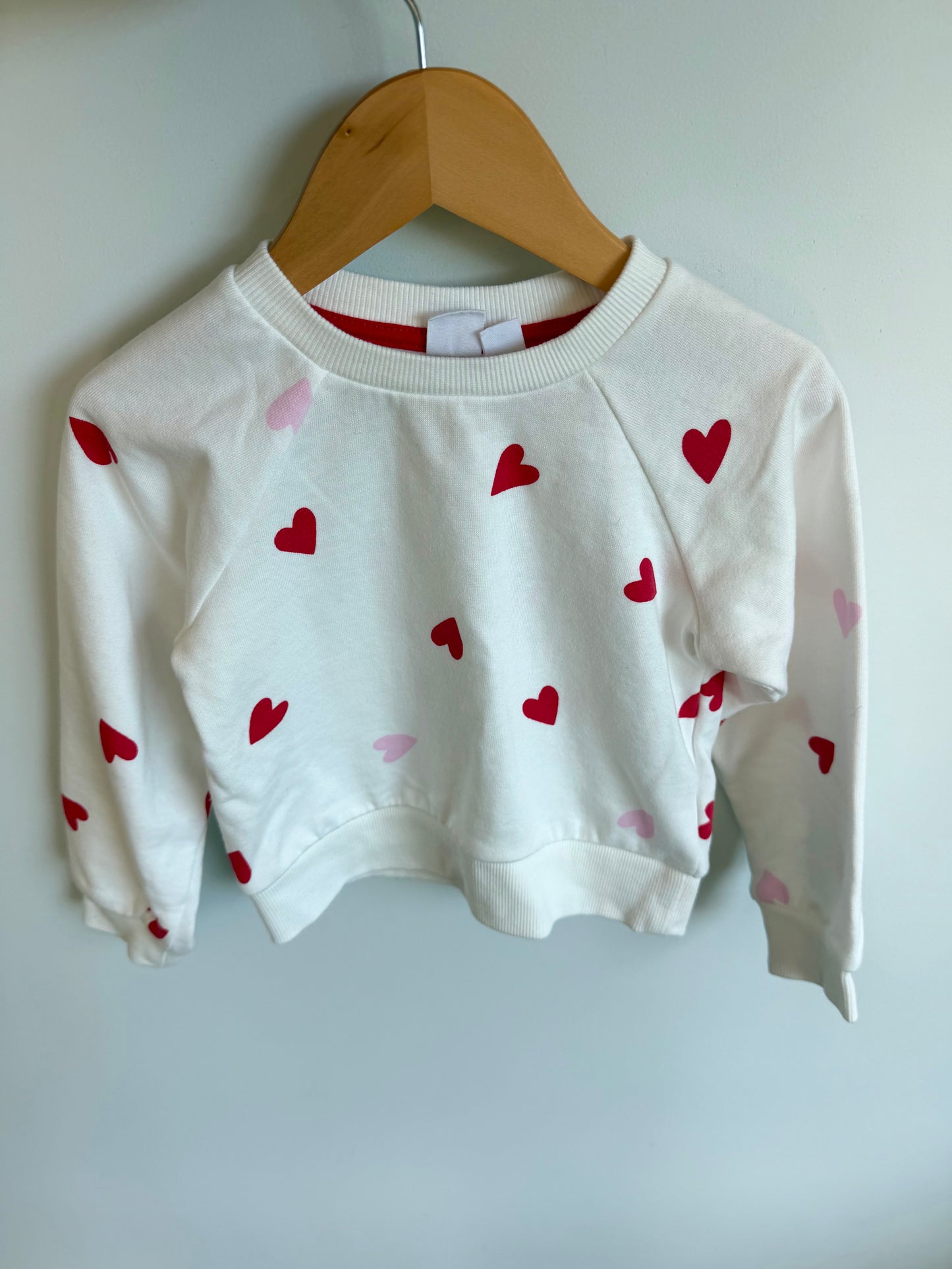 Gap Hearts Crewneck / 4-5T