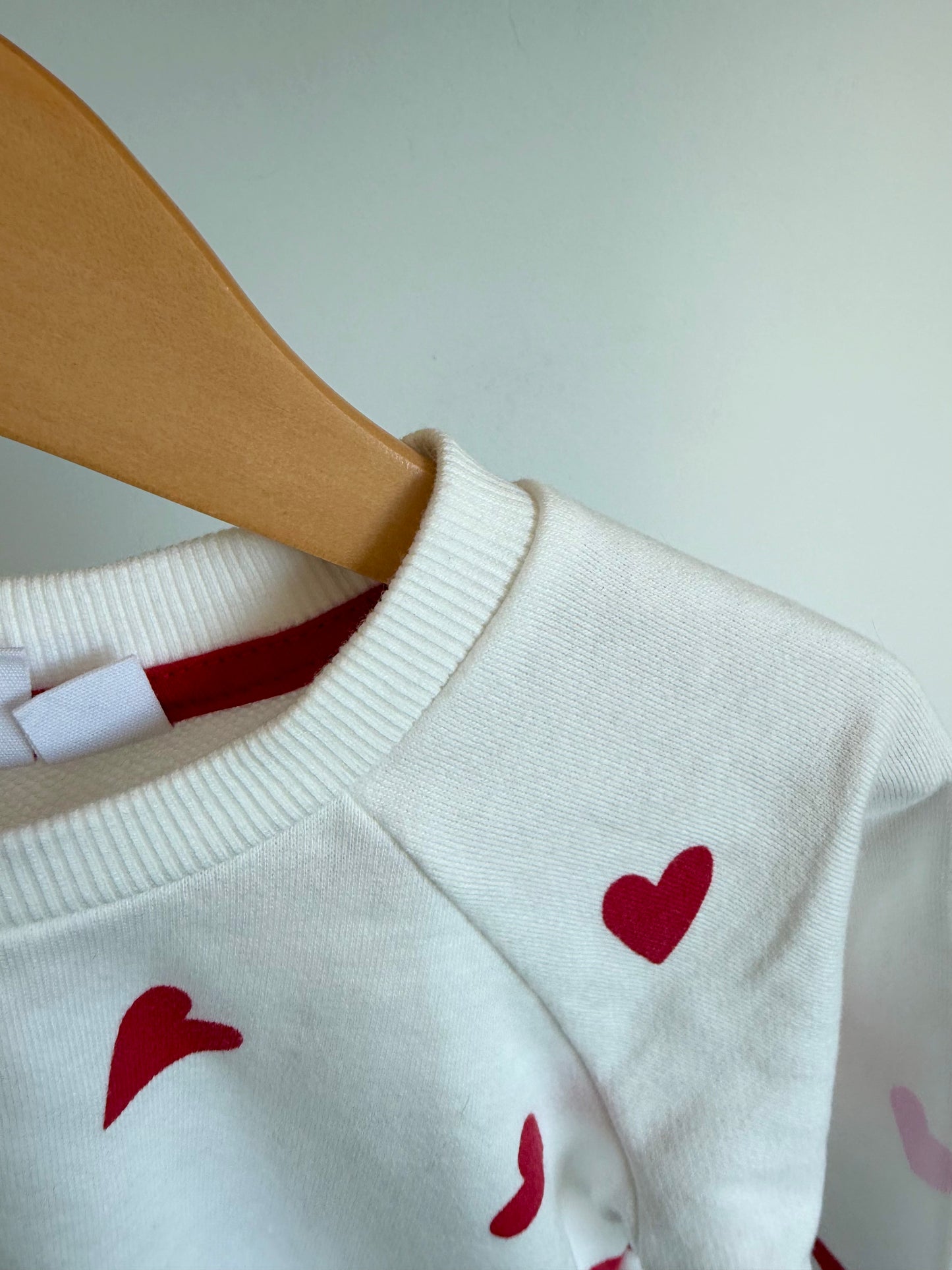 Gap Hearts Crewneck / 4-5T