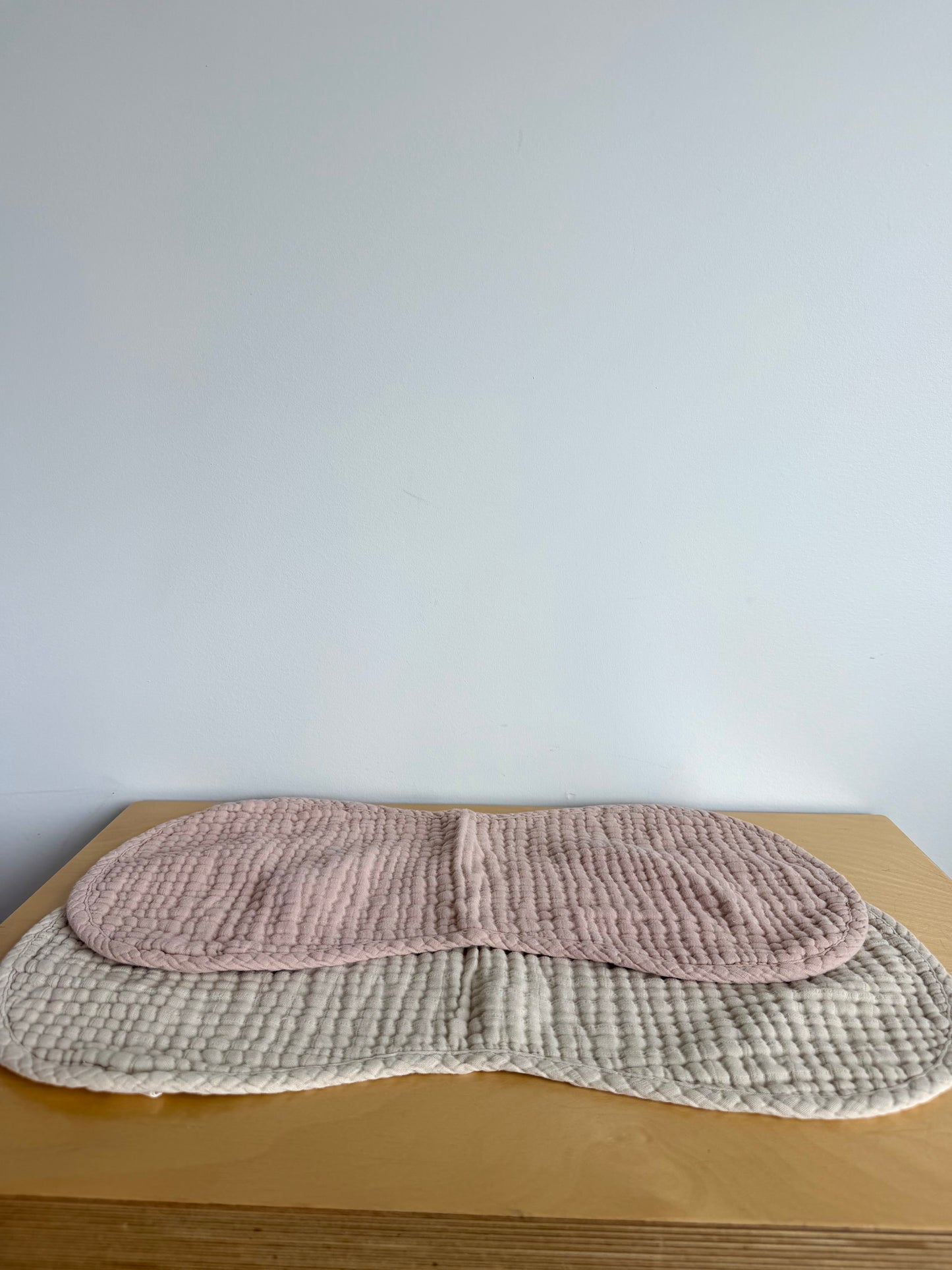 Mushie Muslin 2 Burp Cloths (No Shipping)