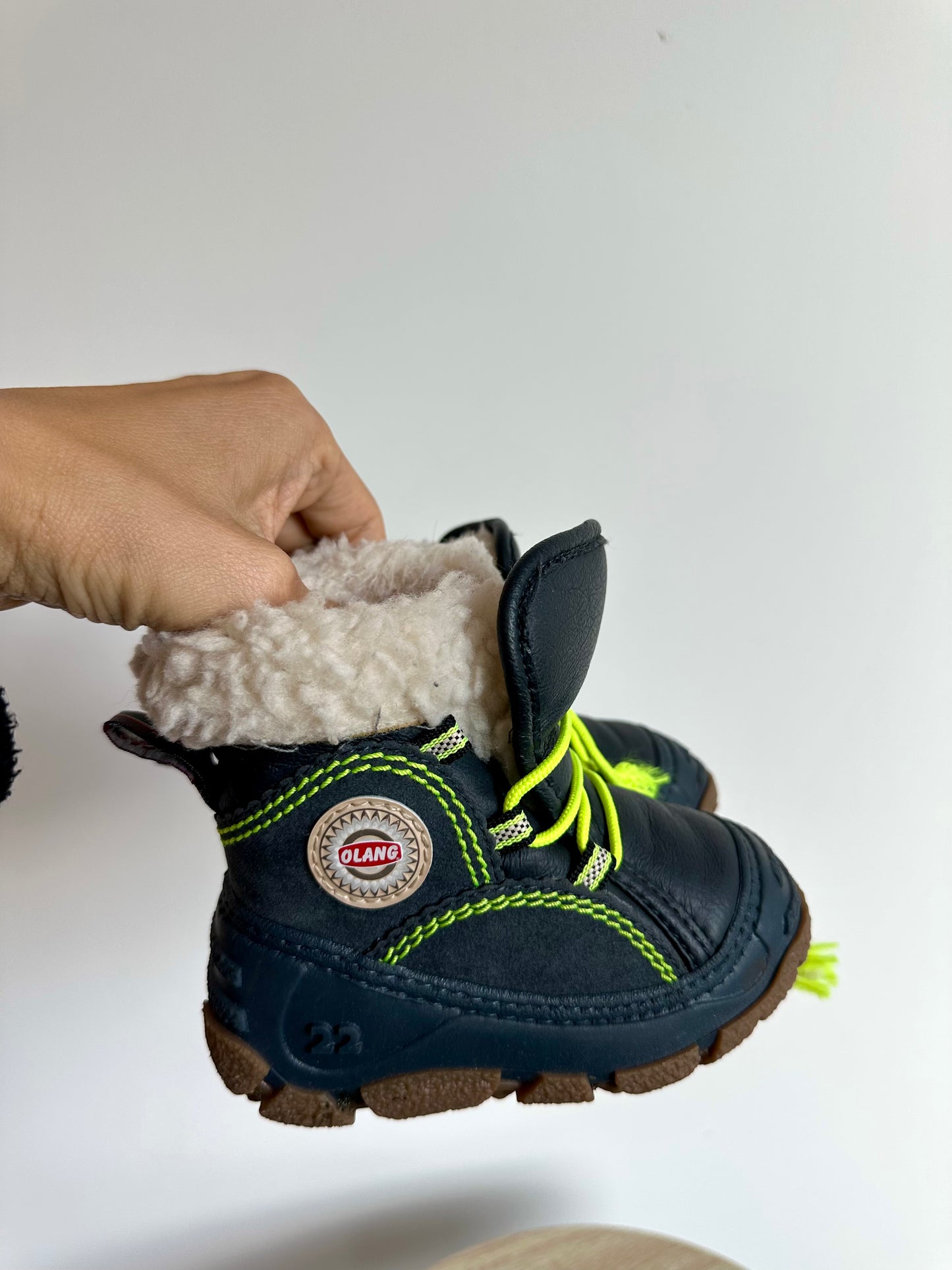 Olang Winter Boots / Size 5 Toddler