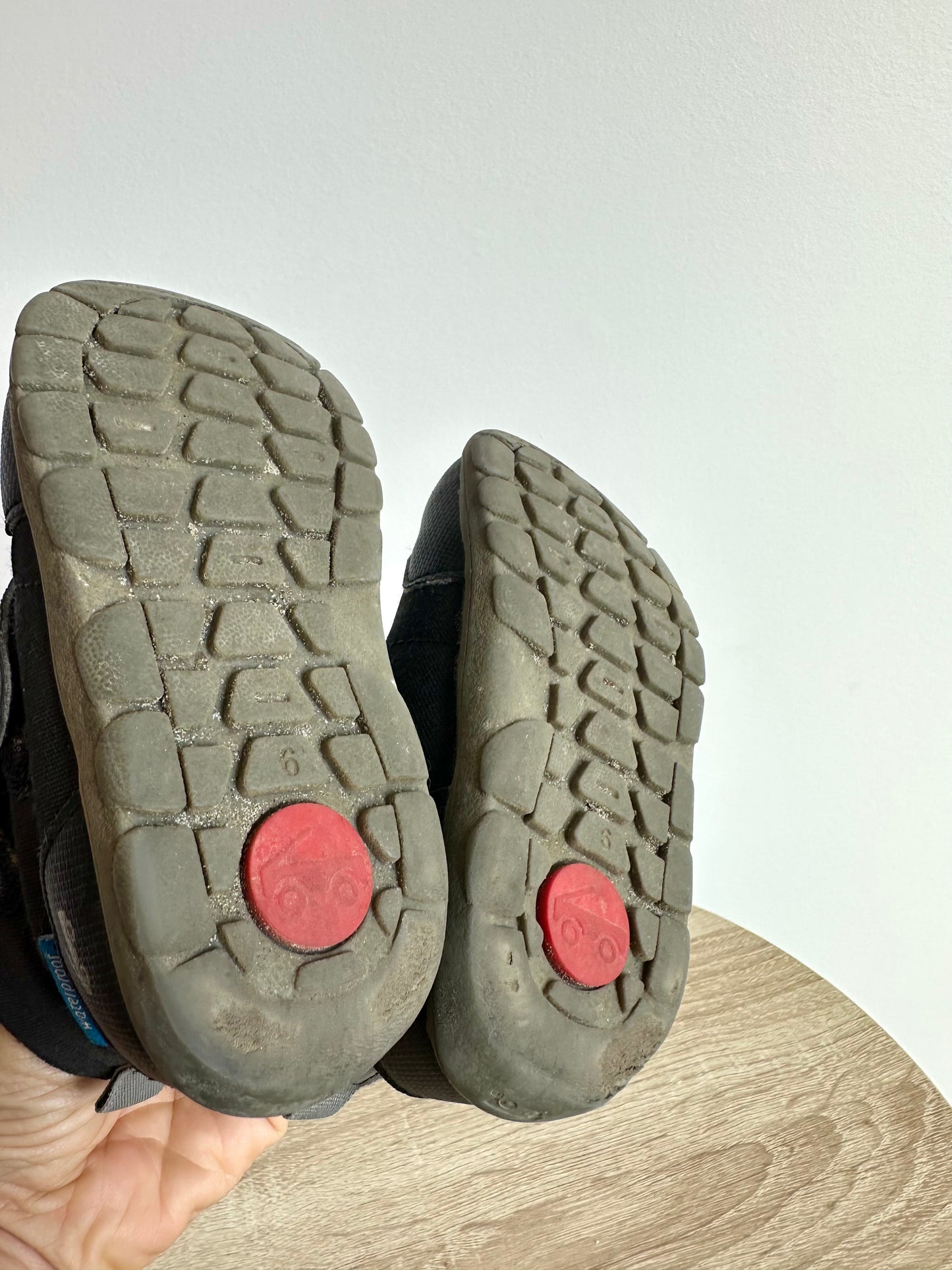 Navy Waterproof Winter Boots / Size 6 Toddler