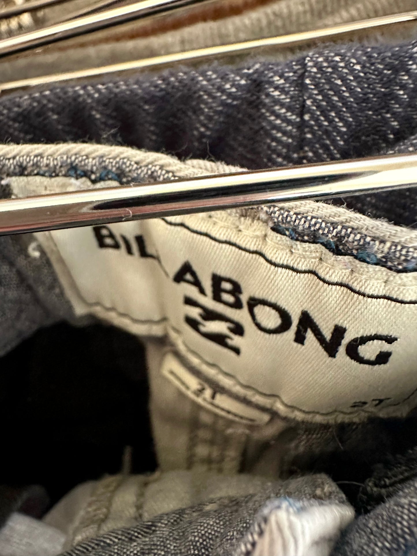 Billabong Grey Shorts / 2T
