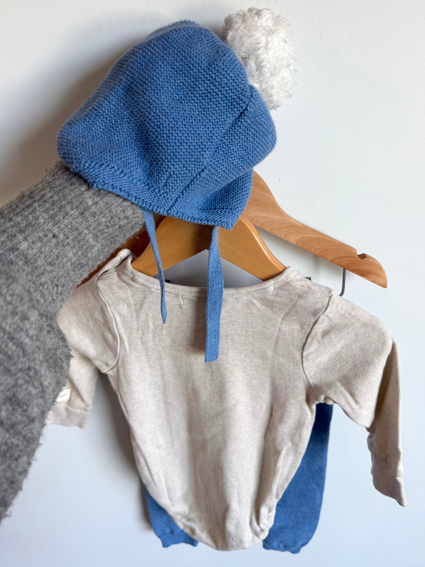 Organic Cotton + Wool Blend Puppy Bodysuit, Pants + Toque Set / 6-12m