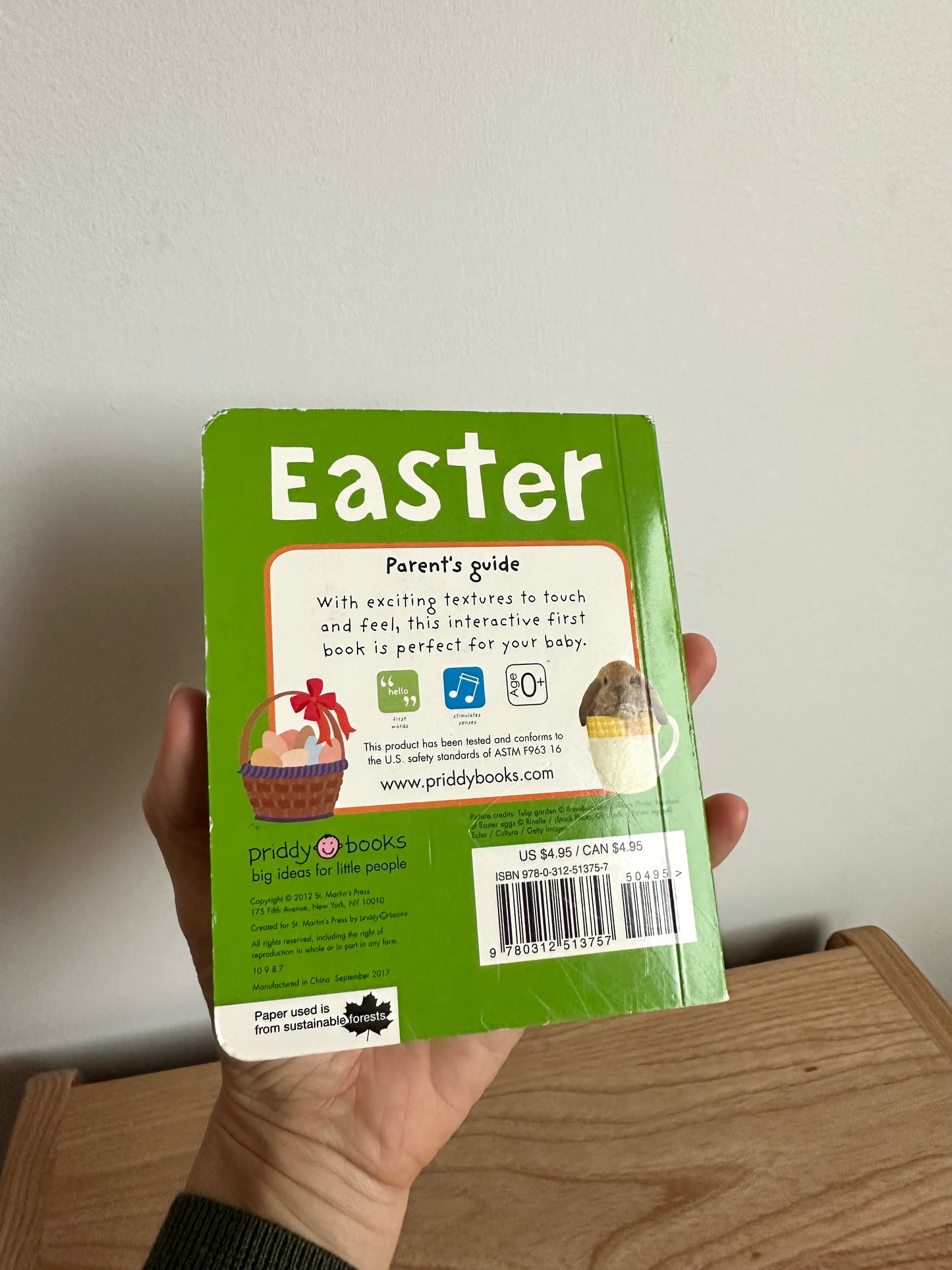 Easter Touch and Feel Board Book / 0-2 years