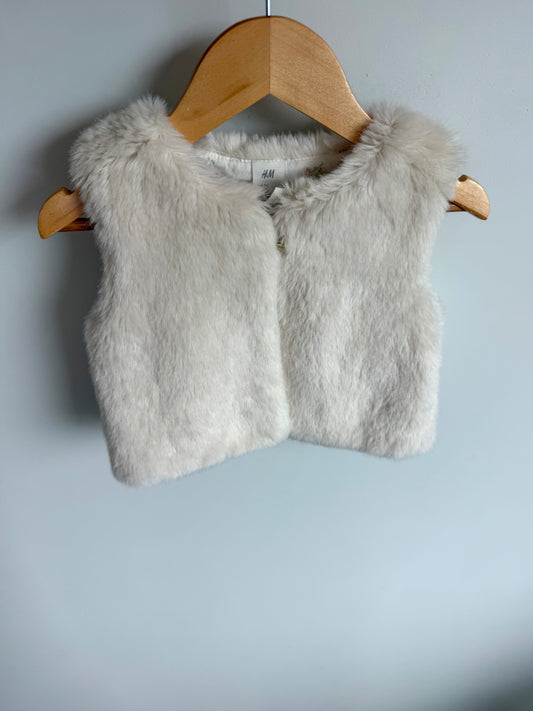 White Fluffy Vest / 2-3T