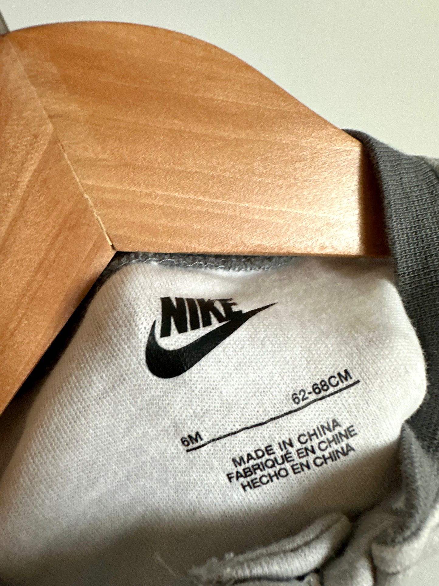 Nike Grey Zip Sleeper / 6m