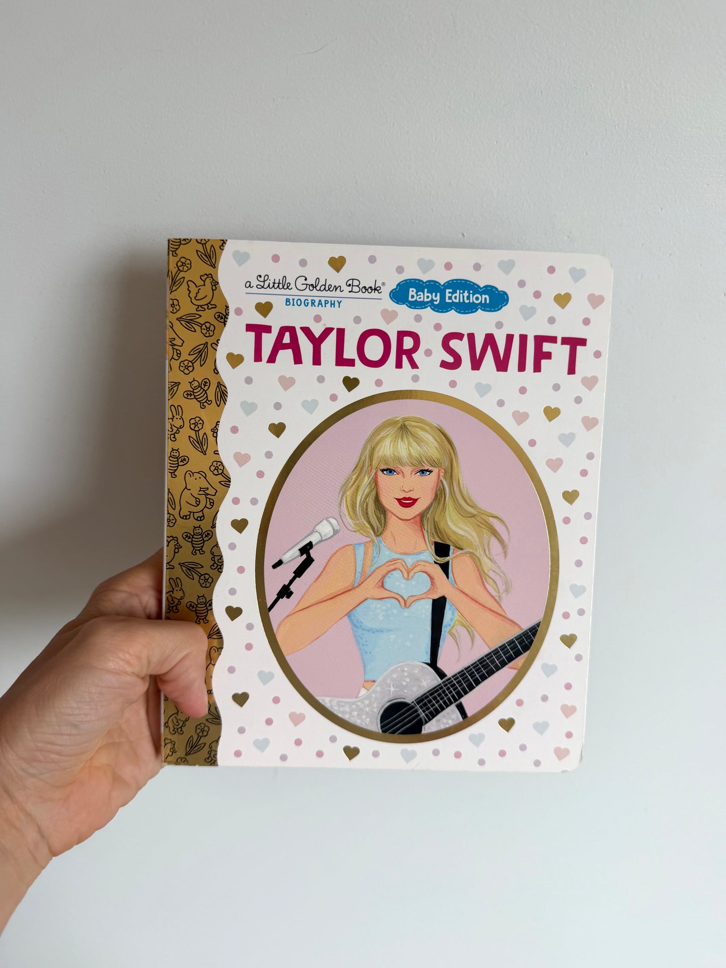 Taylor Swift Biography Book / 3-5 years