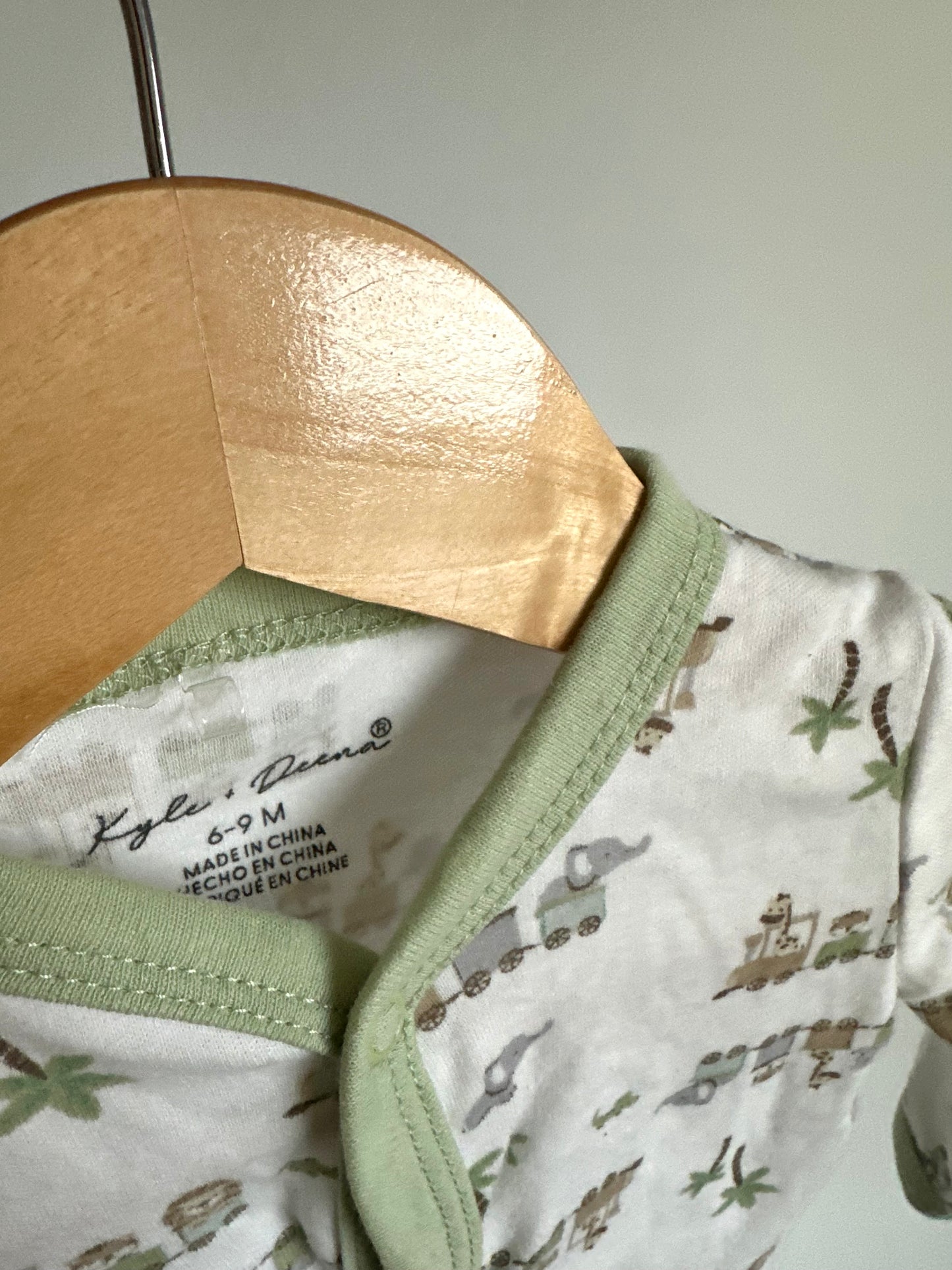 Safari Train Sleeper / 6-9m