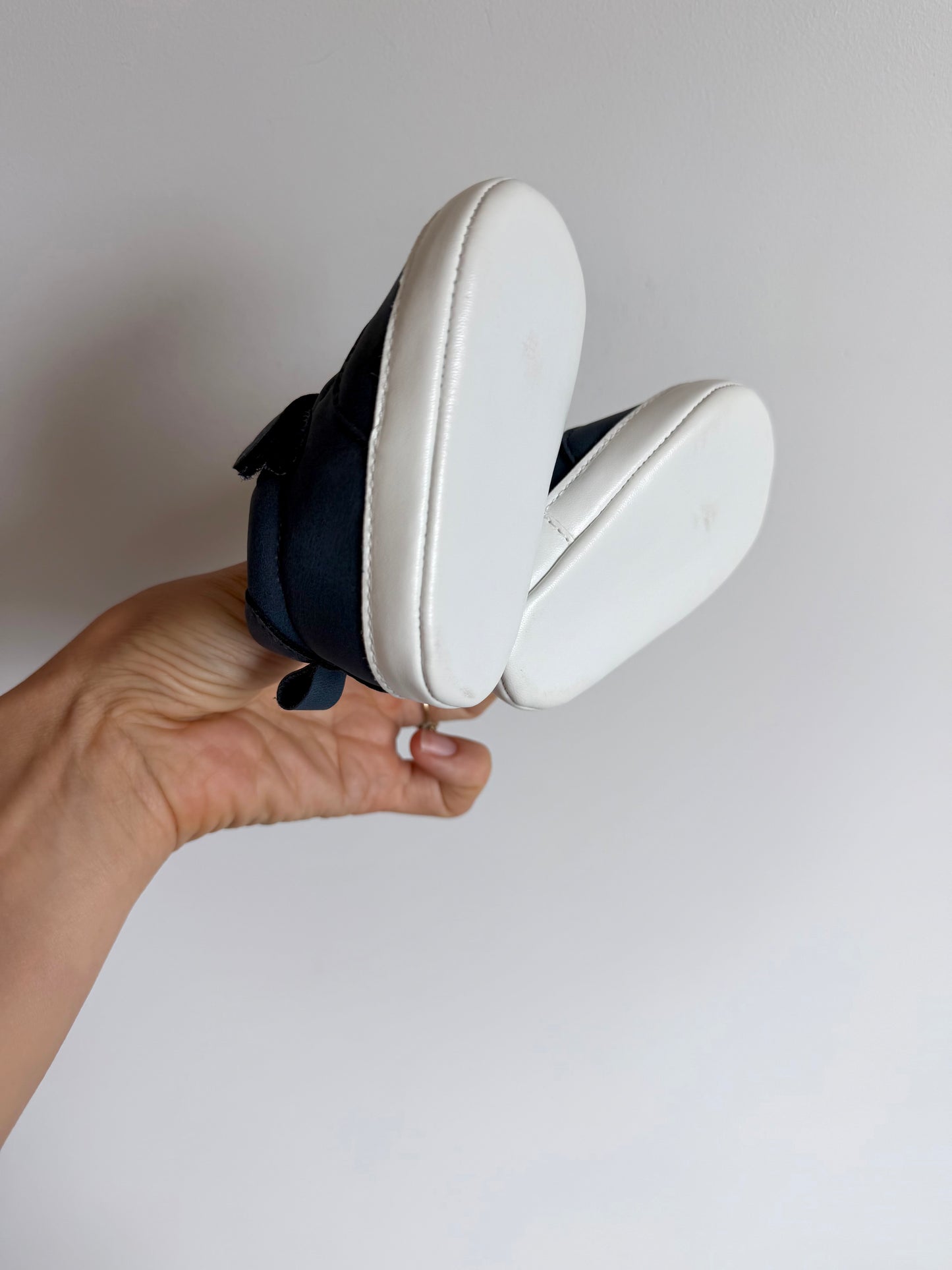 Josmo Navy Shoes / Size 2 Infant