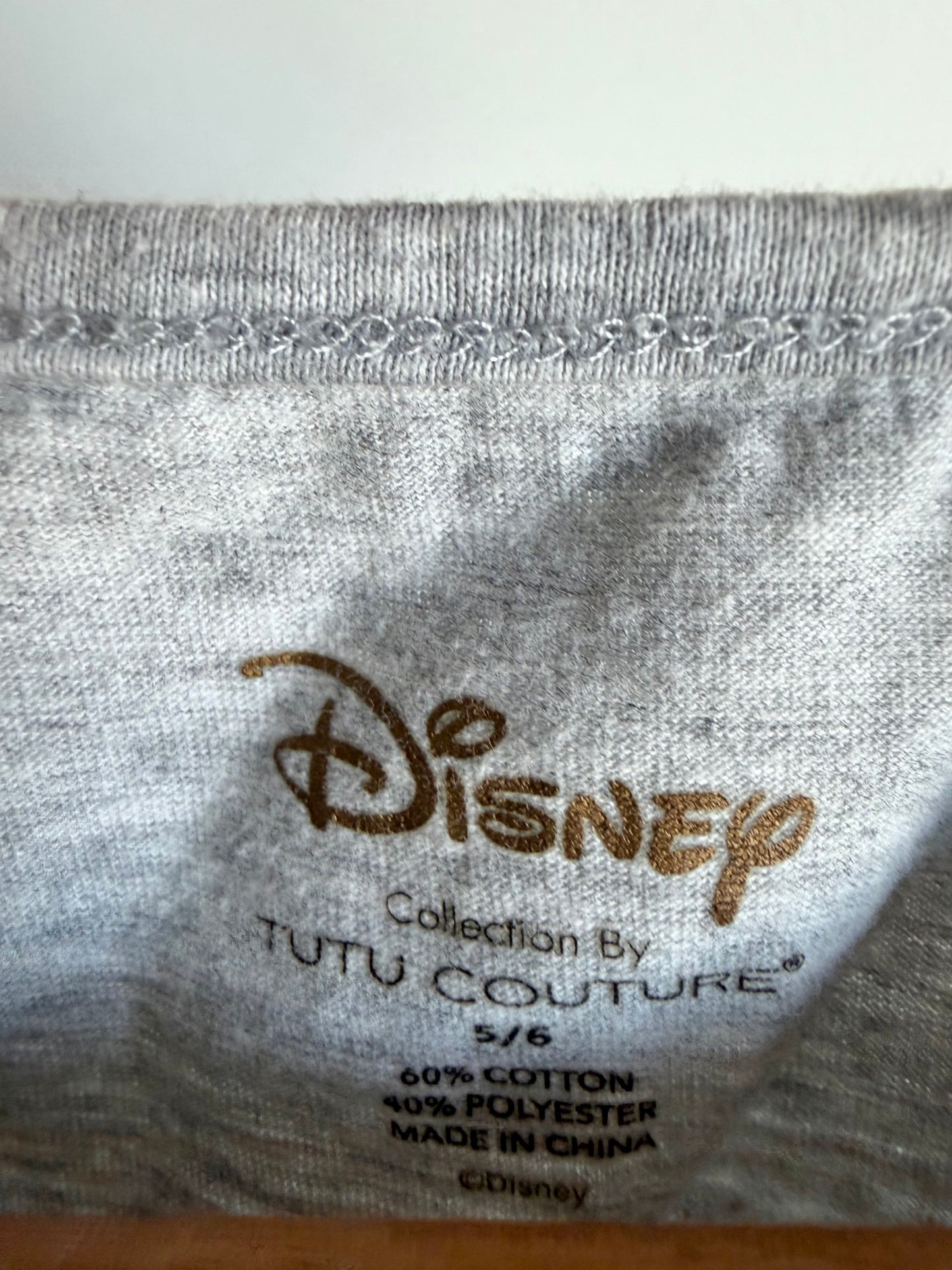 Make Magic Everyday Top / 5 years