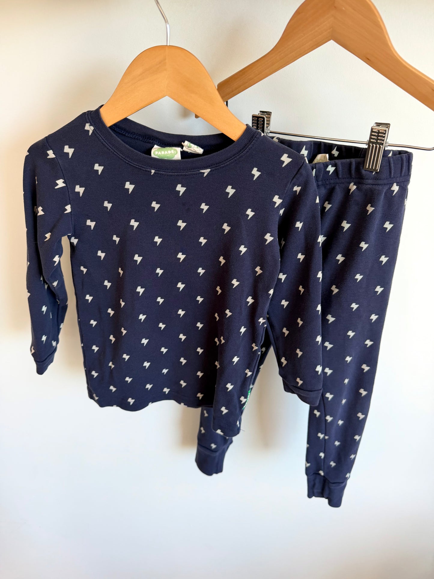Parade Organics Lightening Two Piece PJ Set / 3-4T
