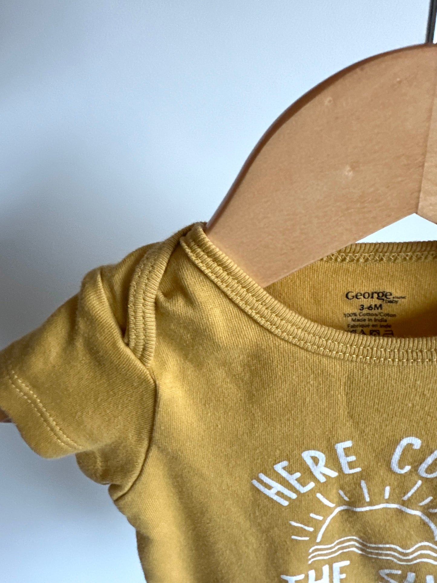 Here Comes the Sun Bodysuit / 3-6m