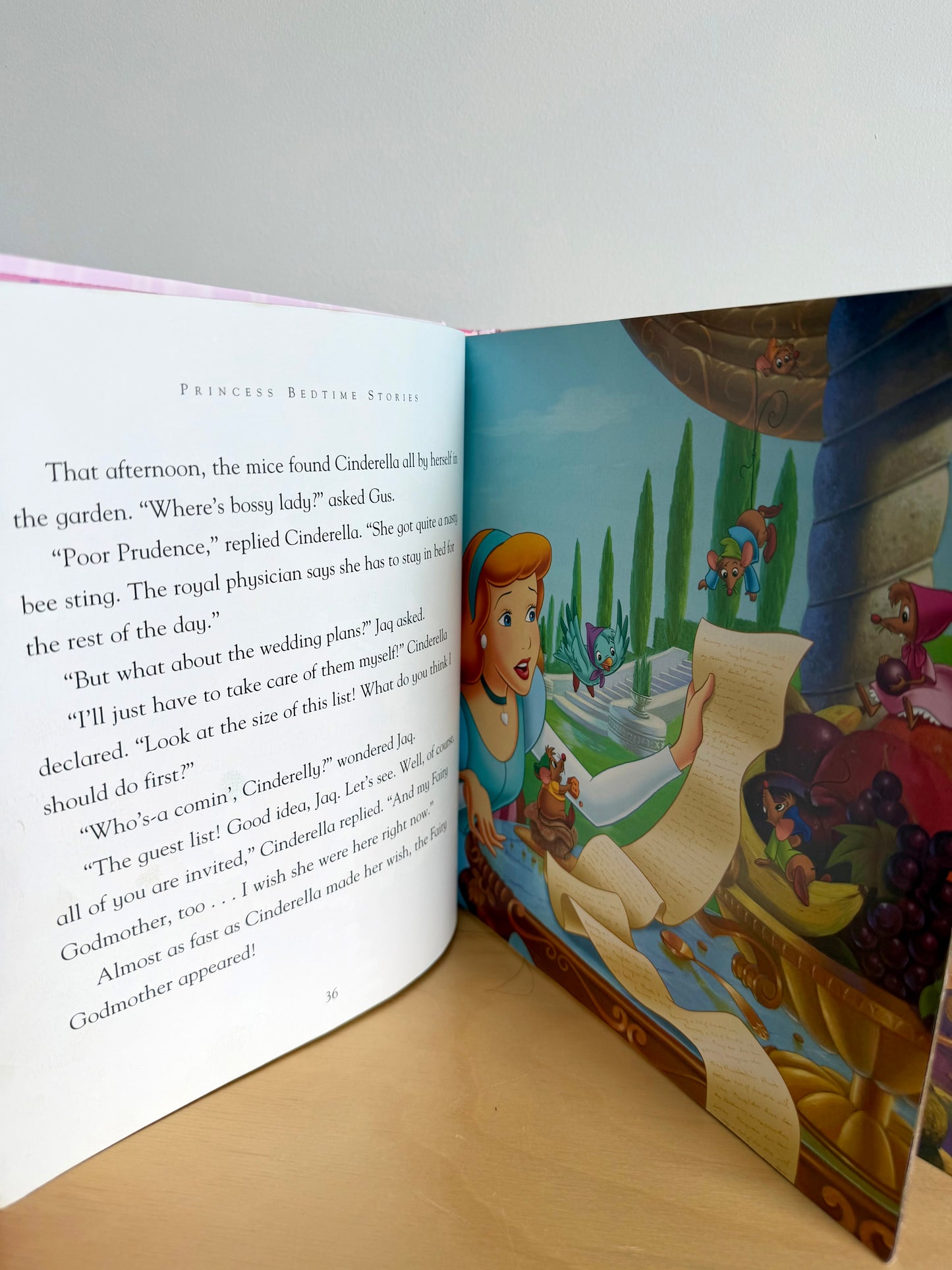 Large Disney Princess Bedtime Stories Hardcover Book (No Shipping) / 3-6 years
