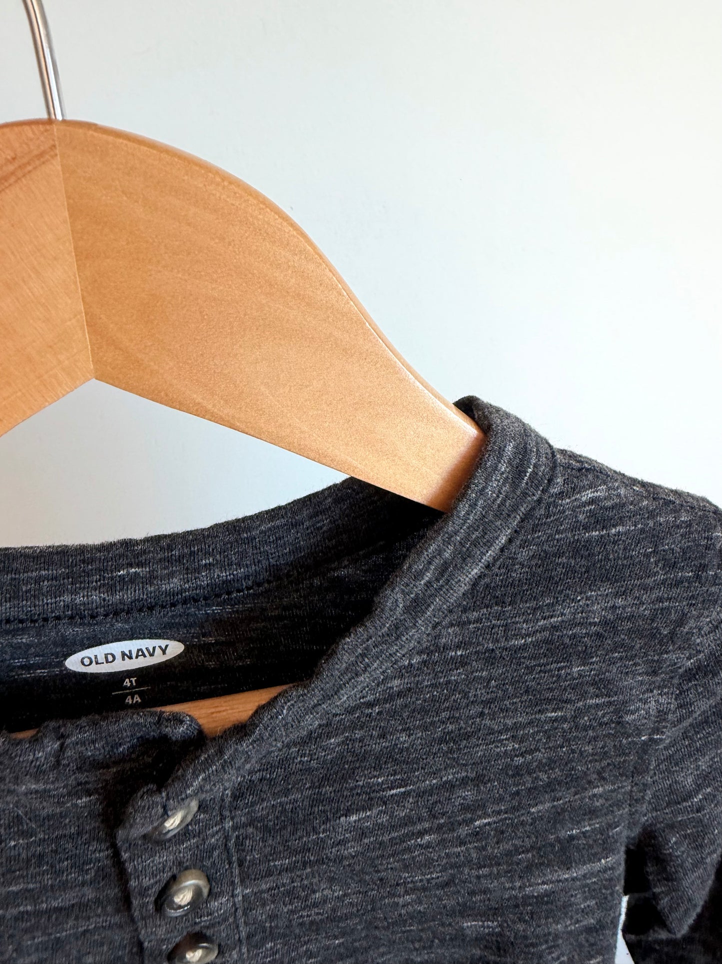 Charcoal Long Sleeve / 4 years