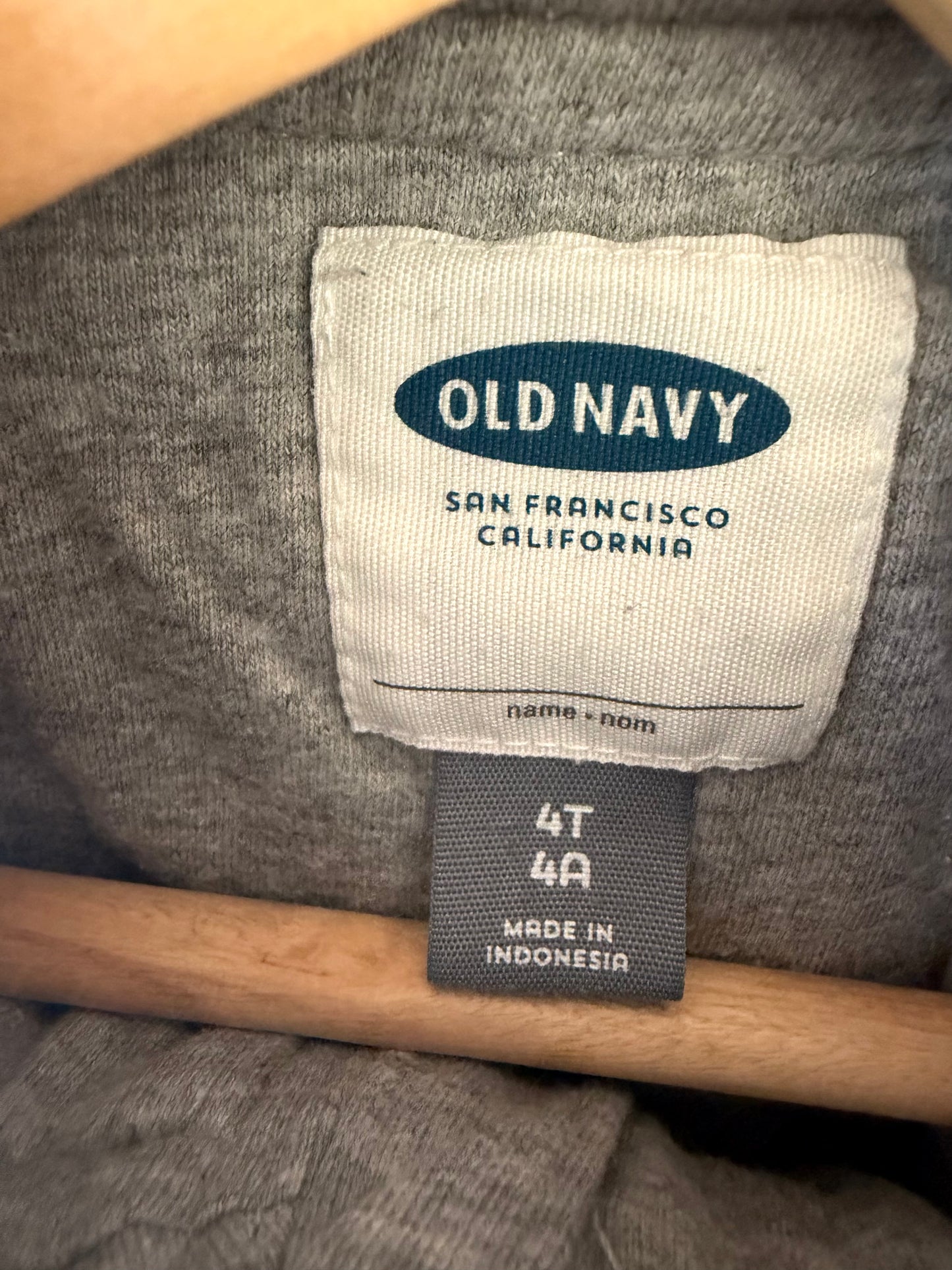 Grey Quilted Zip Sweater / 4 years