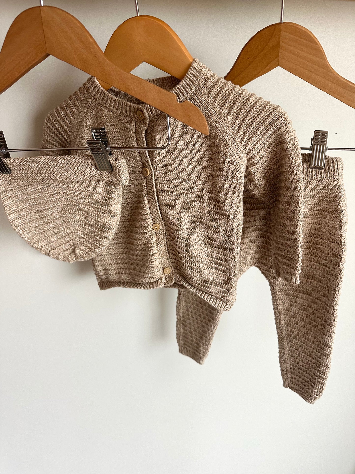 Oat Knit Cardigan, Pants  Toque Set / 9m