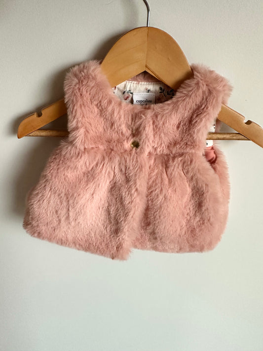 Pink Fuzzy Vest / 3-6m