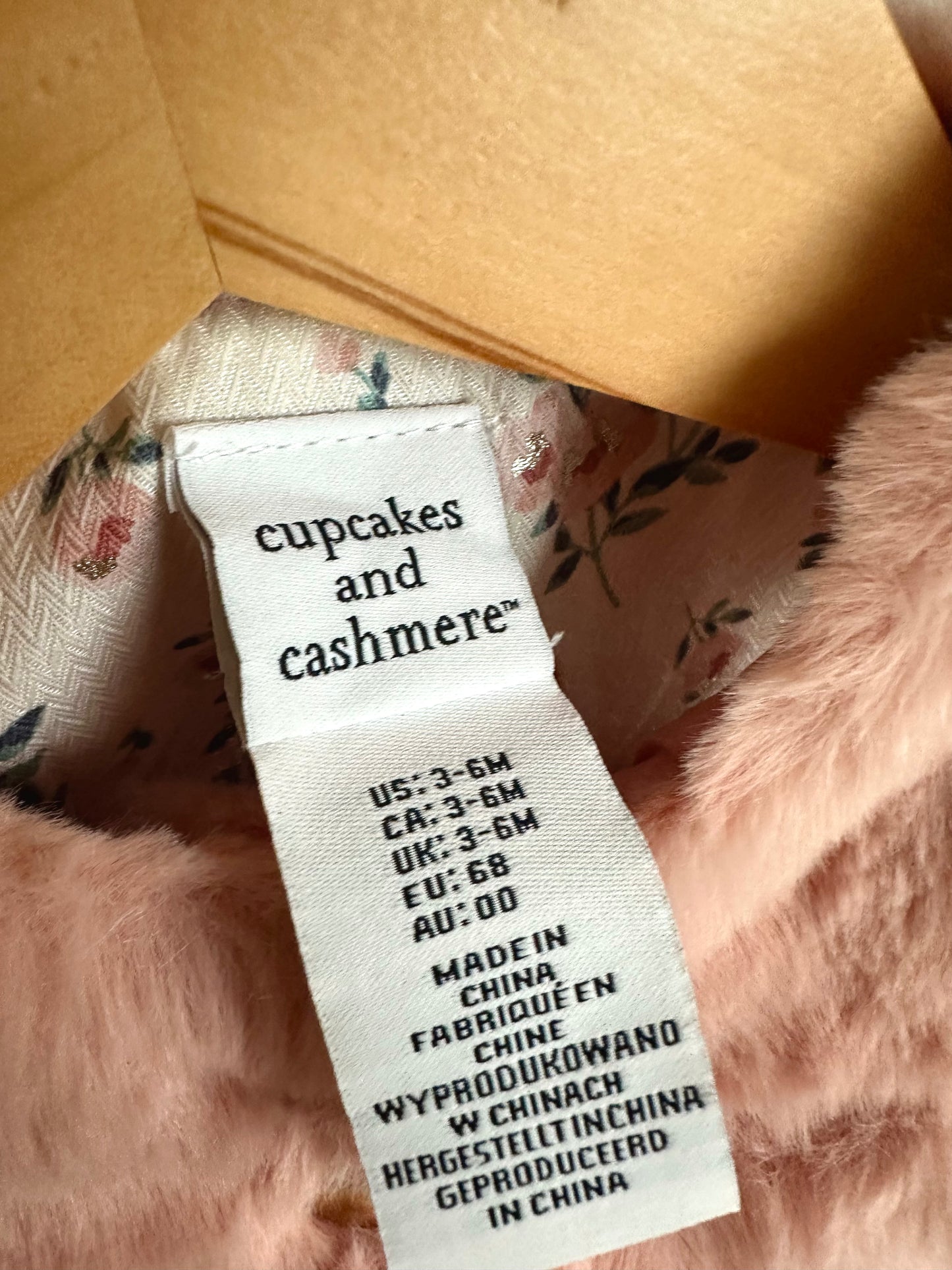 Pink Fuzzy Vest / 3-6m
