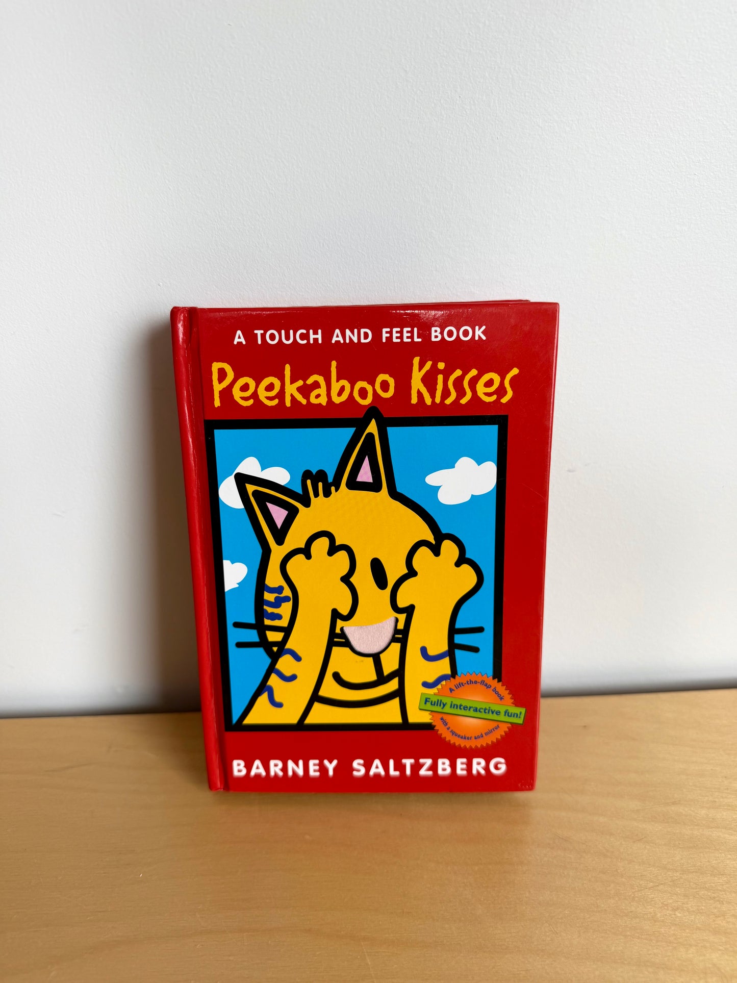Peekaboo Kisses Book / 0-2 years (No Shipping)