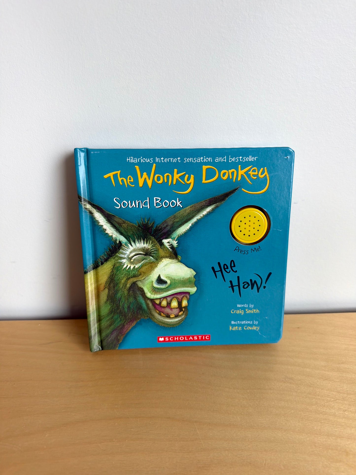 The Wonky Donkey Sound Book / 0-3 years (No Shipping)